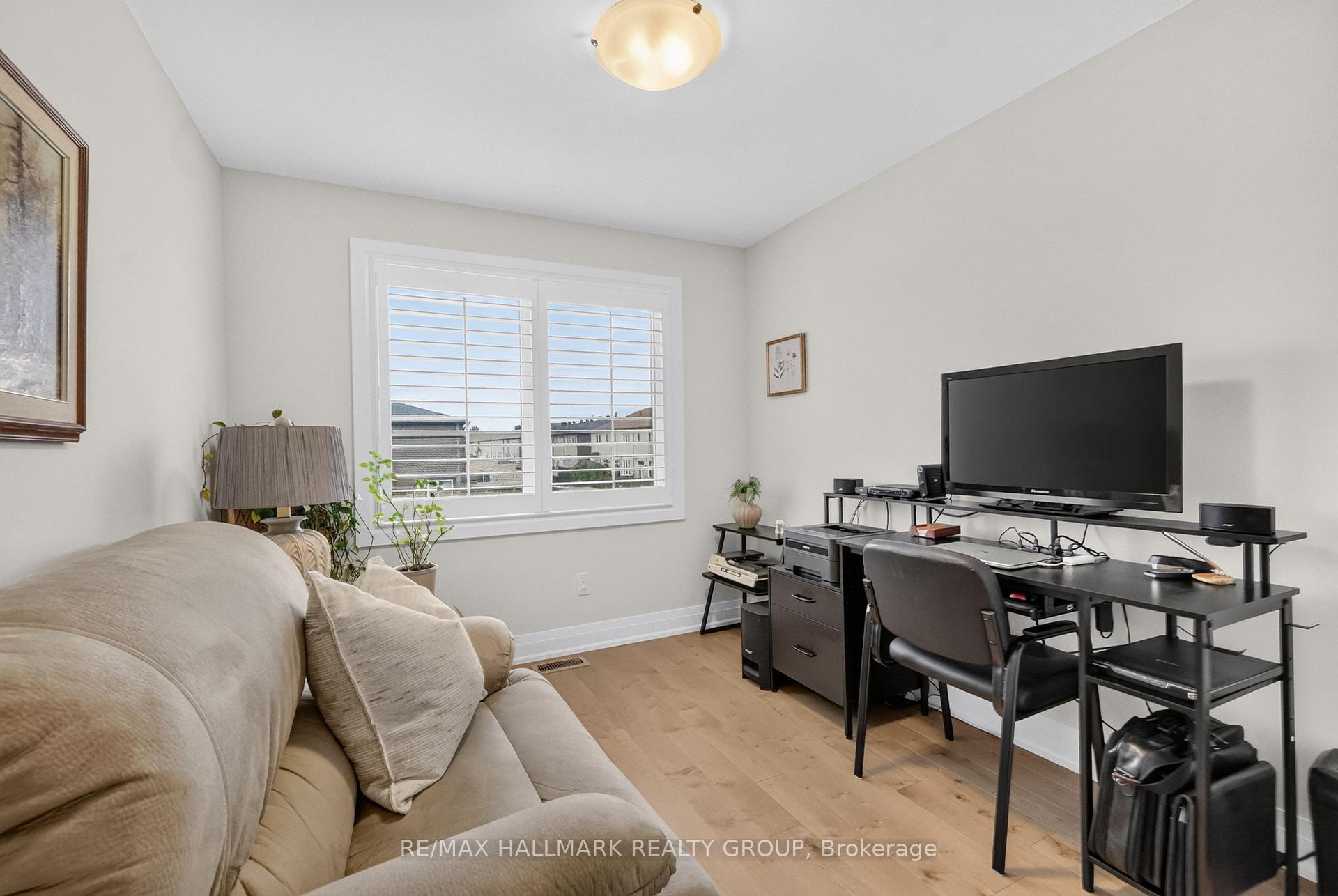 Photo 20 of 102 Aquarium Avenue, Ottawa, Avalon West — HOMEH
