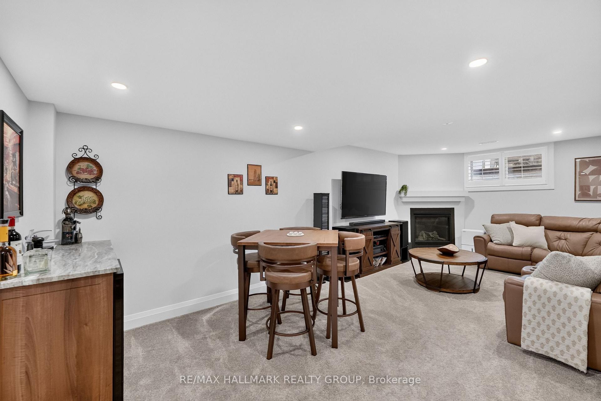 Photo 23 of 102 Aquarium Avenue, Ottawa, Avalon West — HOMEH