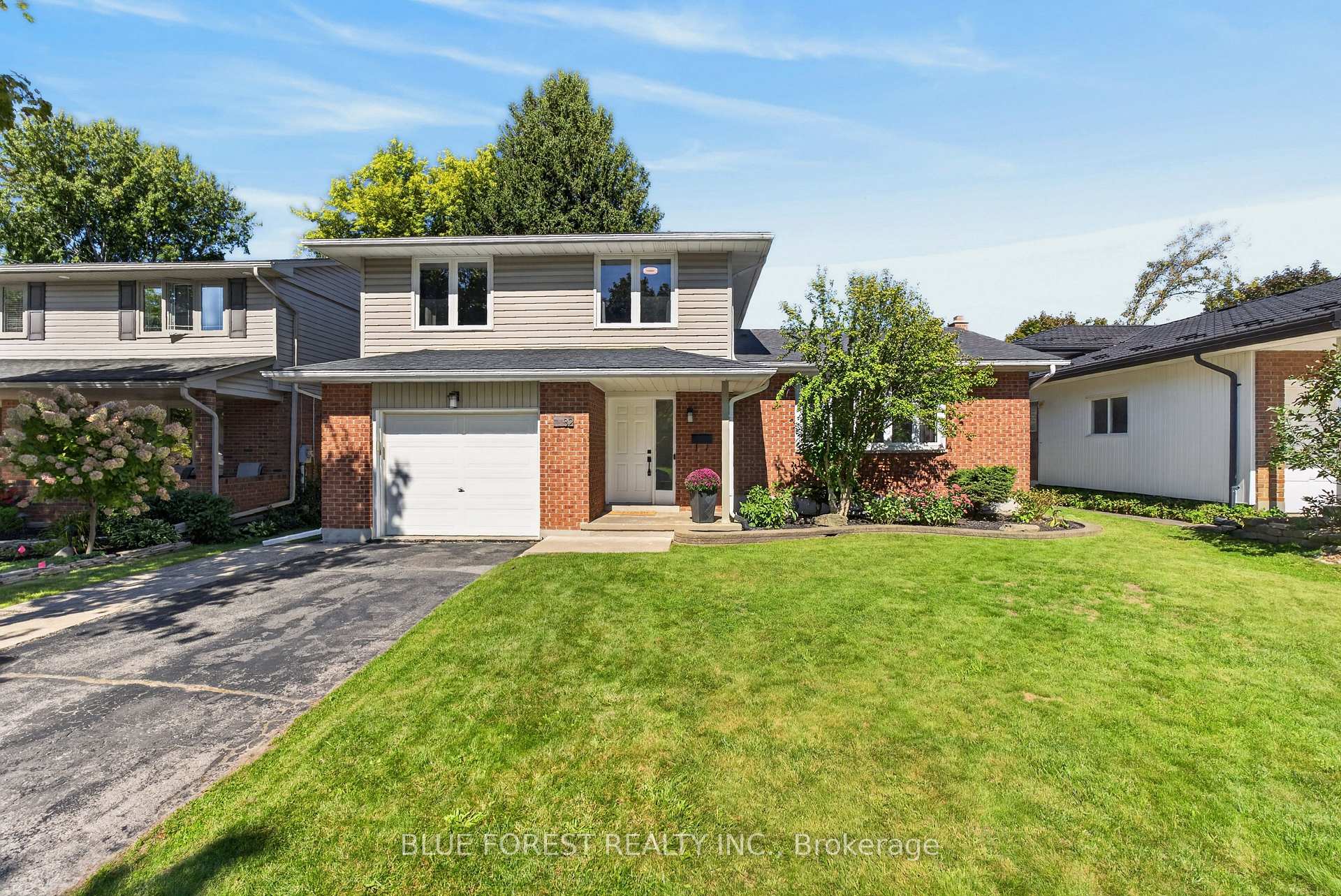 Photo of 32 Meadowview Road