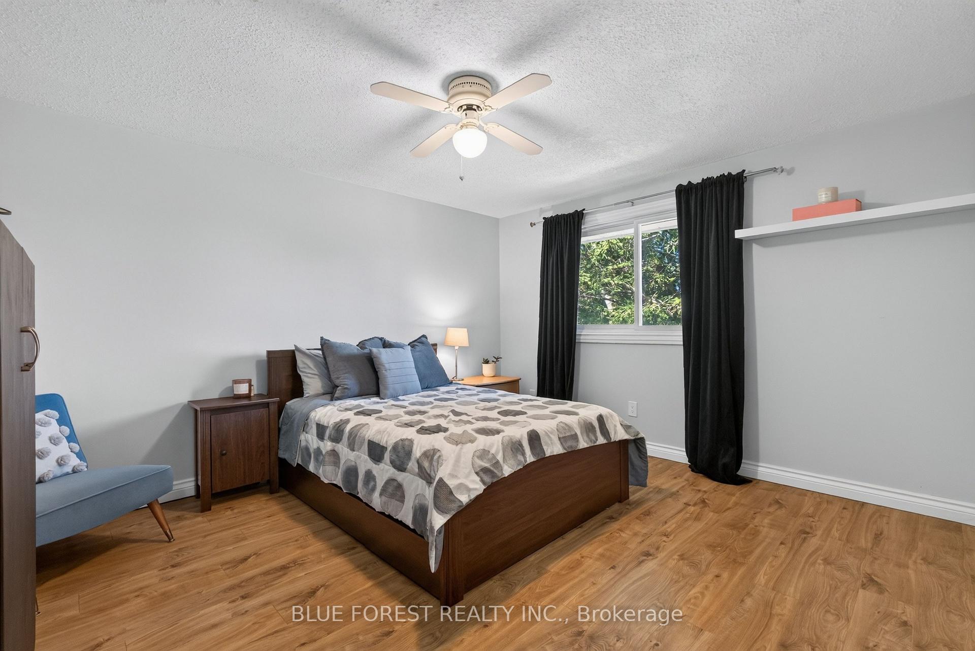 Photo 22 of 32 Meadowview Road, London, South O — HOMEH