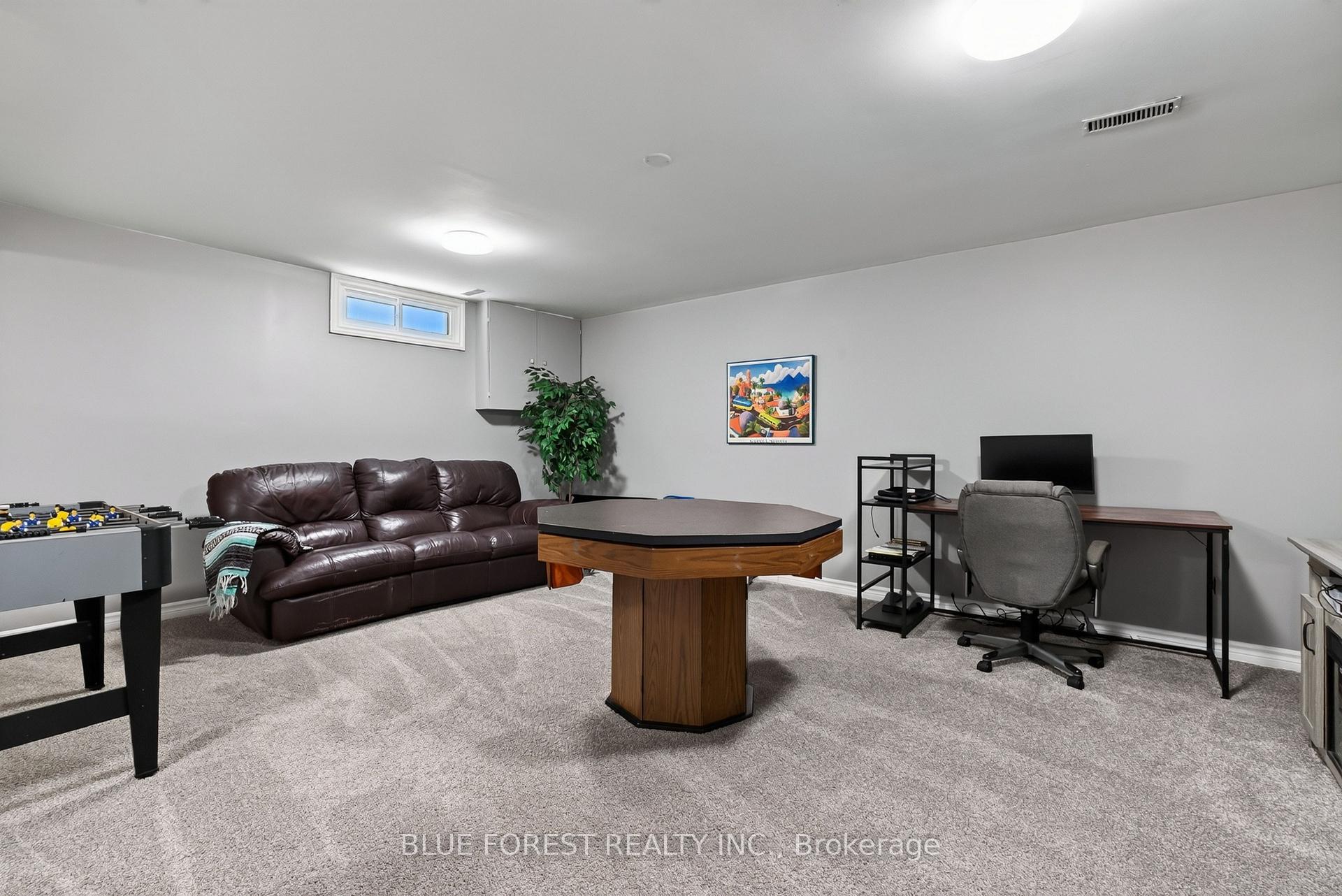 Photo 26 of 32 Meadowview Road, London, South O — HOMEH