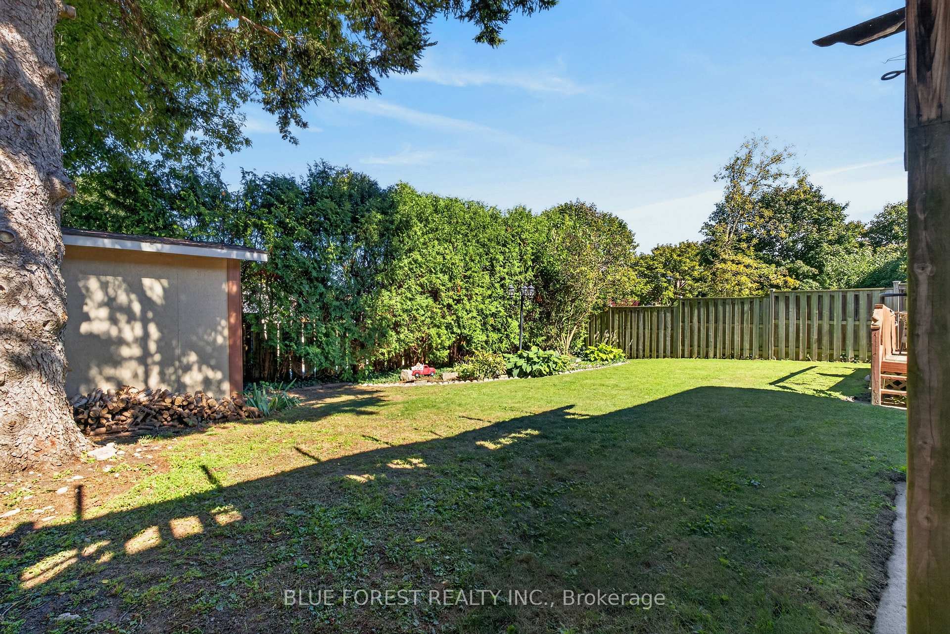 Photo 34 of 32 Meadowview Road, London, South O — HOMEH