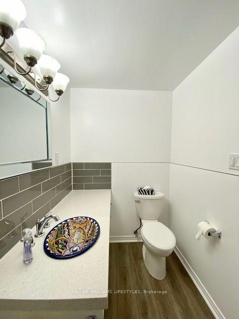 Photo 14 of 843 Driftwood Road, London, North L — HOMEH