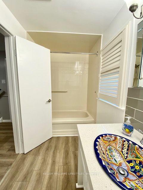 Photo 15 of 843 Driftwood Road, London, North L — HOMEH