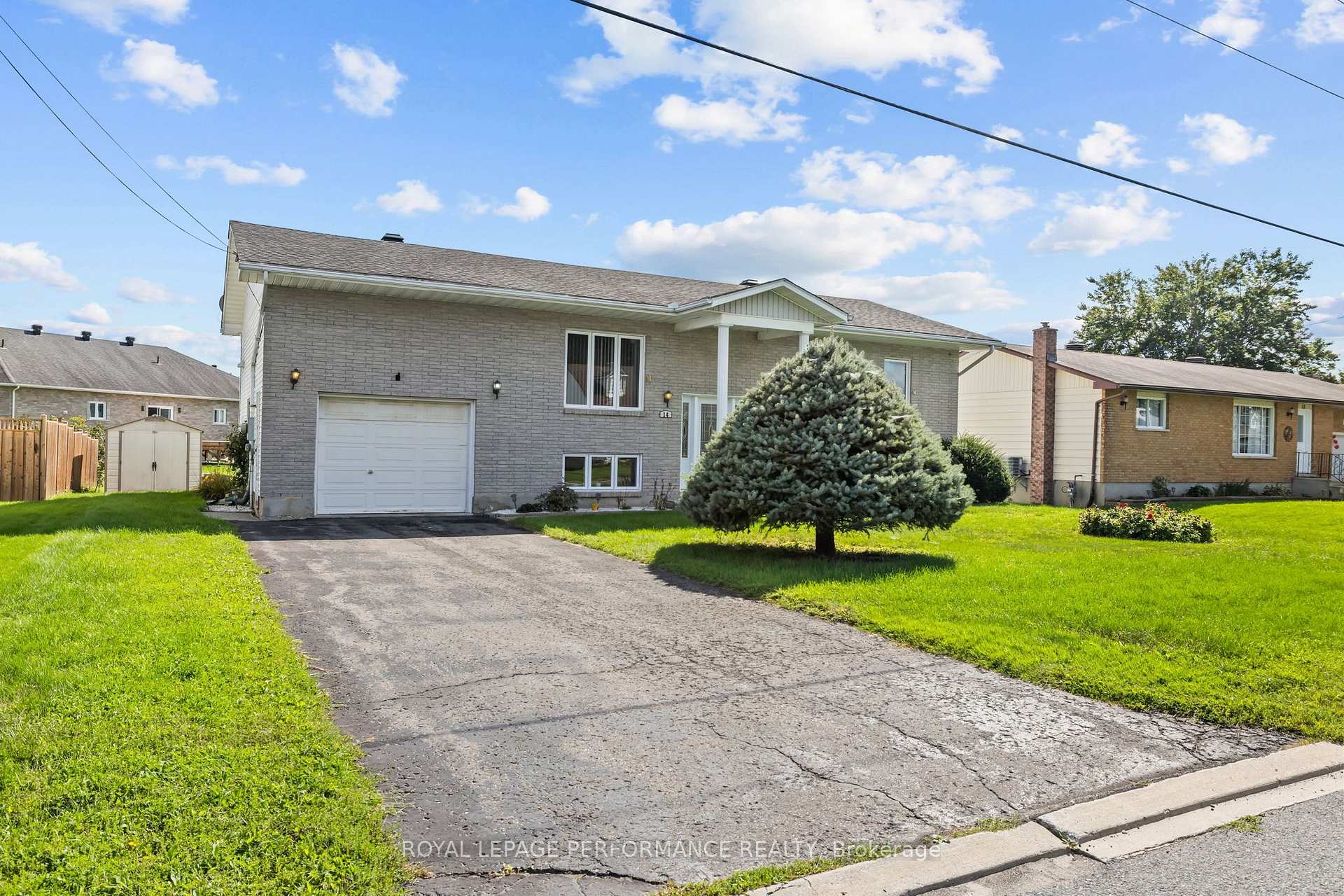 Photo 2 of 14 Albert Street, Casselman, Casselman — HOMEH