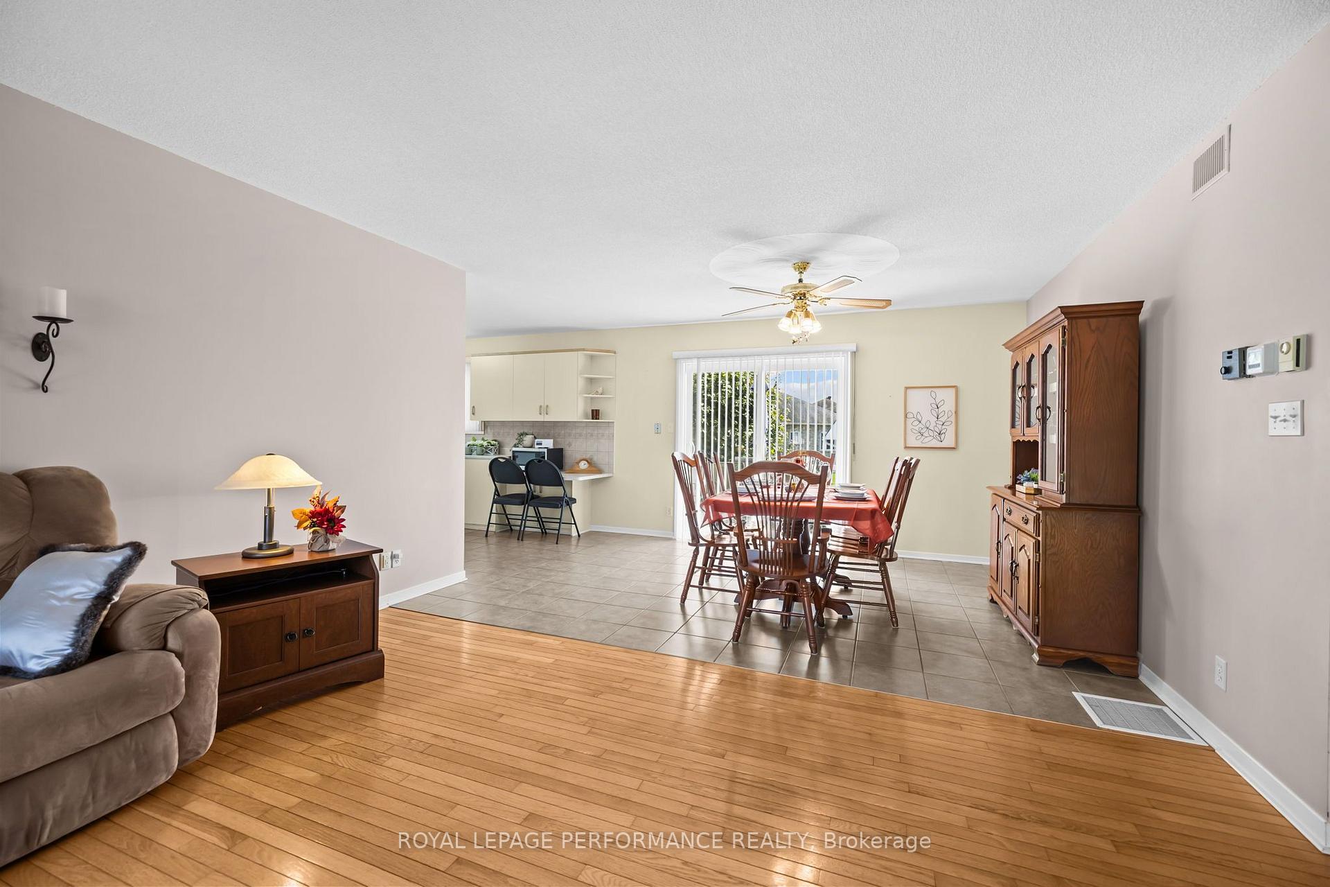 Photo 8 of 14 Albert Street, Casselman, Casselman — HOMEH