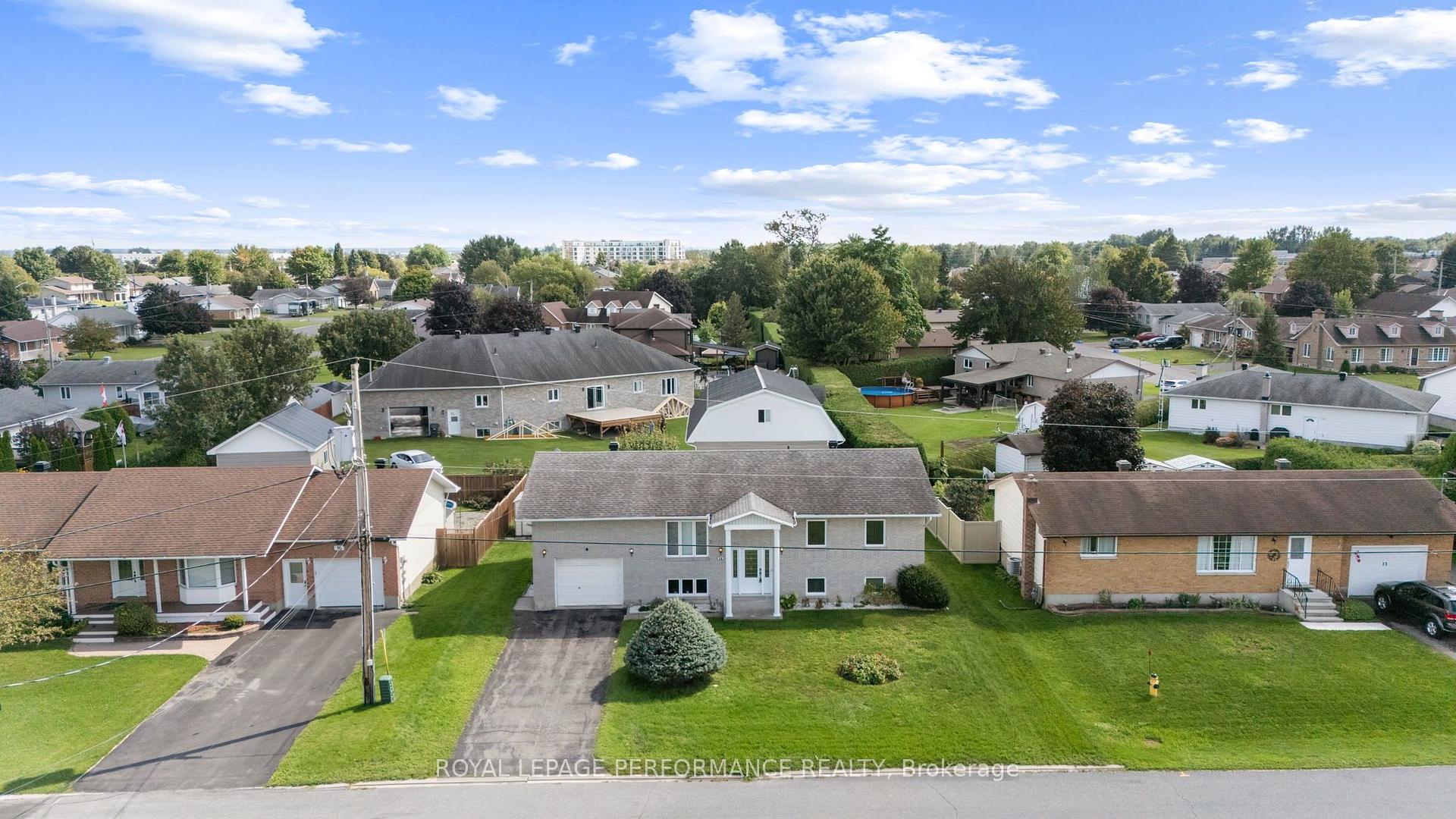 Photo 41 of 14 Albert Street, Casselman, Casselman — HOMEH