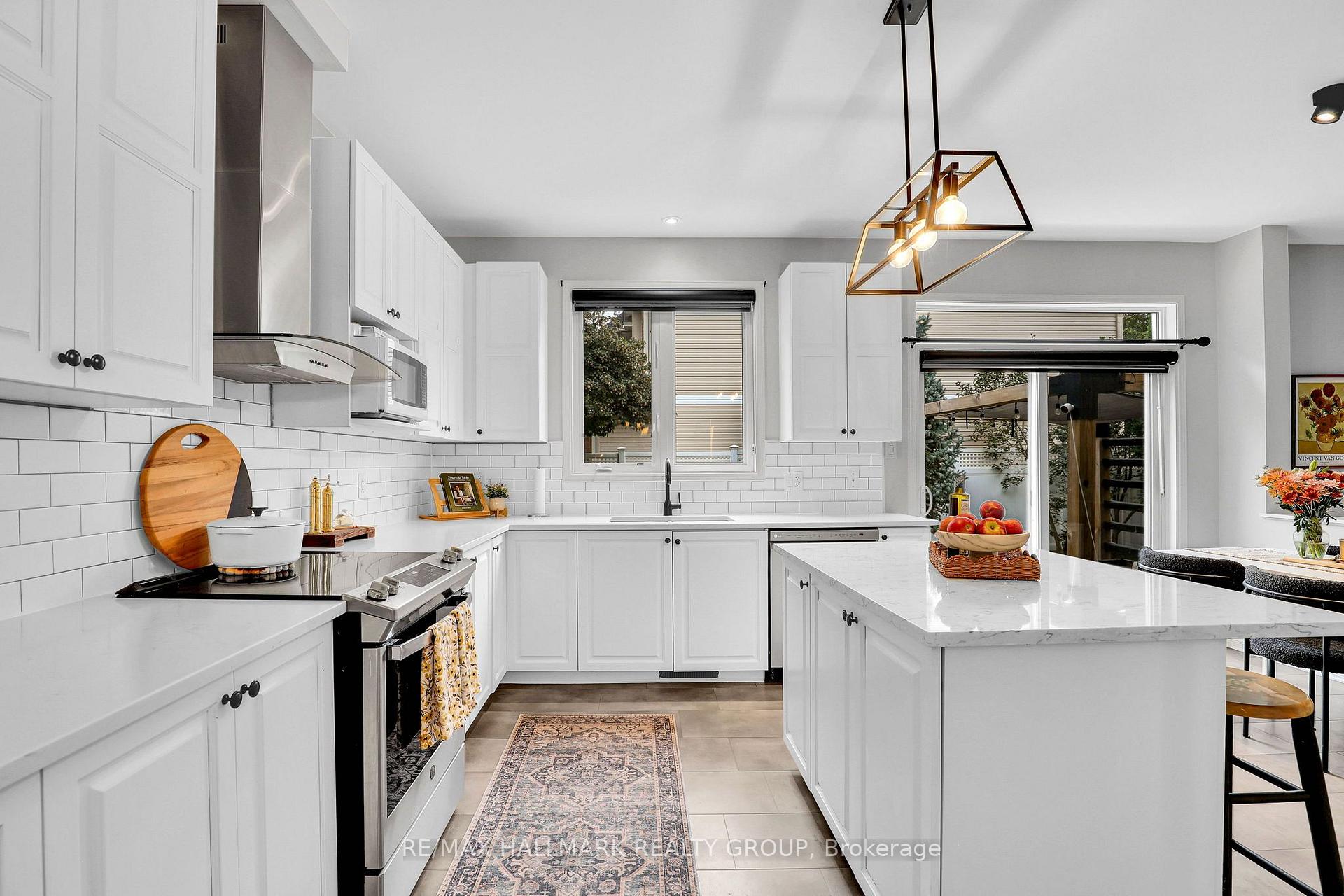 Photo 9 of 56 Baywood Drive, Ottawa, Stittsville (South) — HOMEH