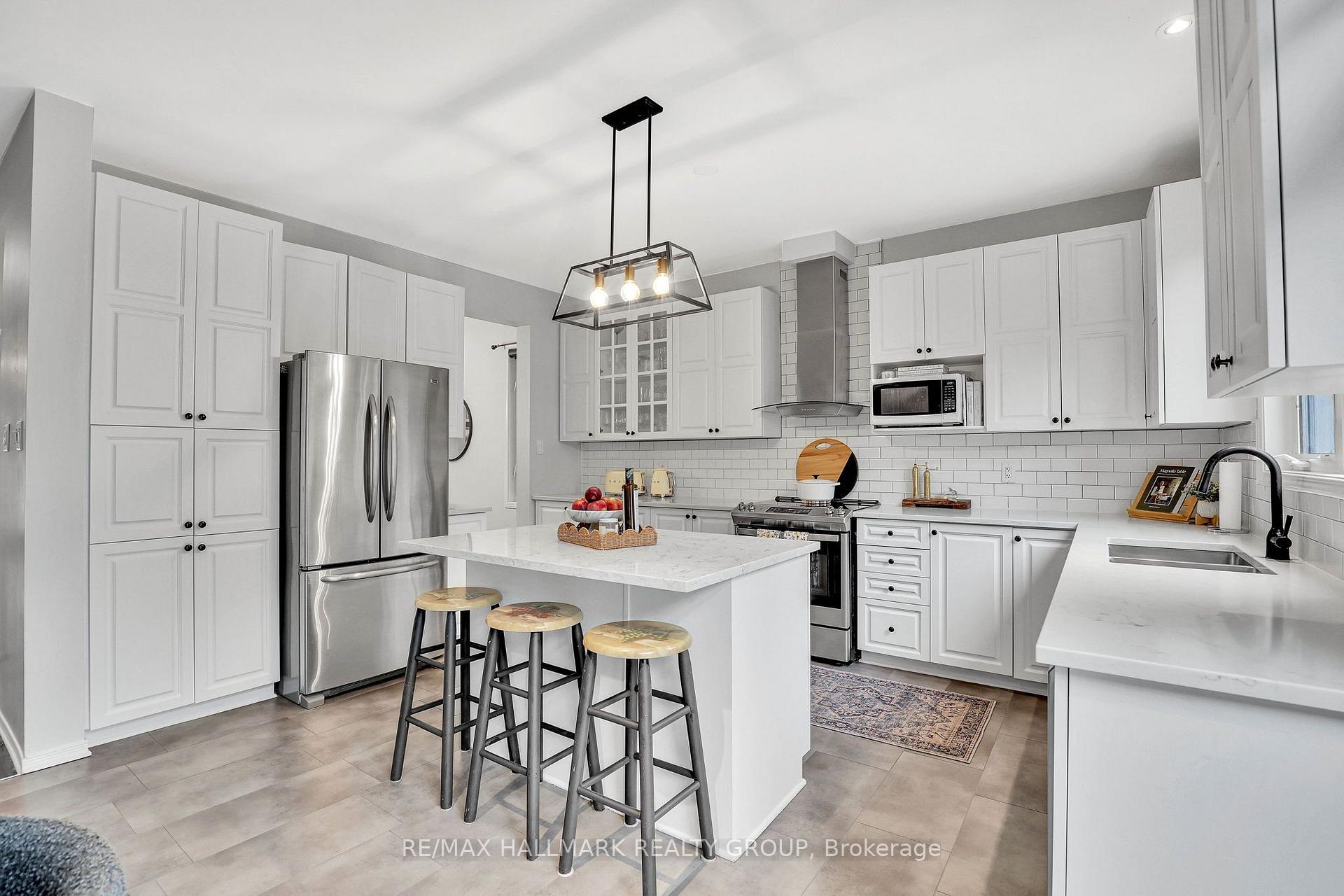Photo 11 of 56 Baywood Drive, Ottawa, Stittsville (South) — HOMEH