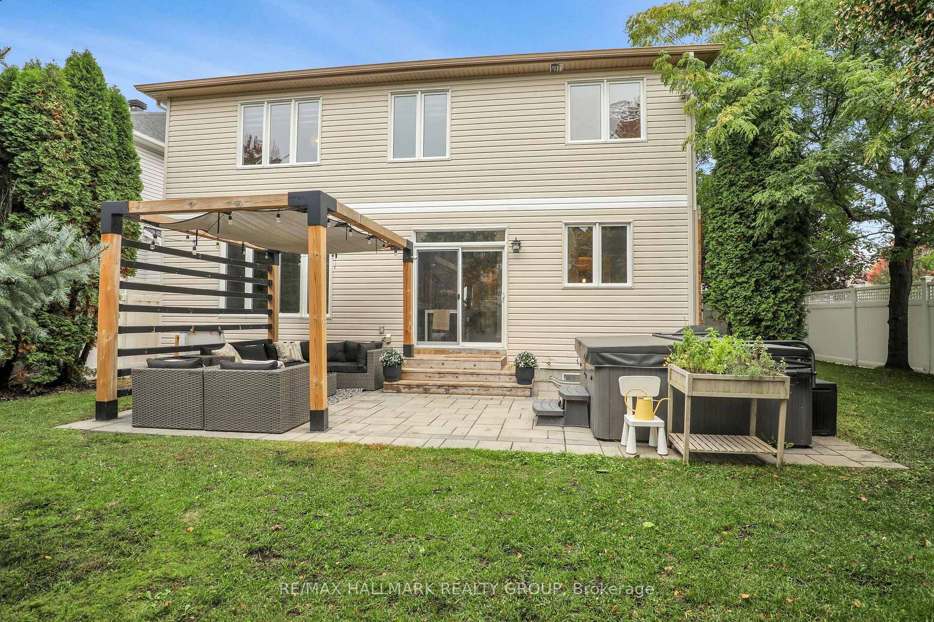 Photo 31 of 56 Baywood Drive, Ottawa, Stittsville (South) — HOMEH