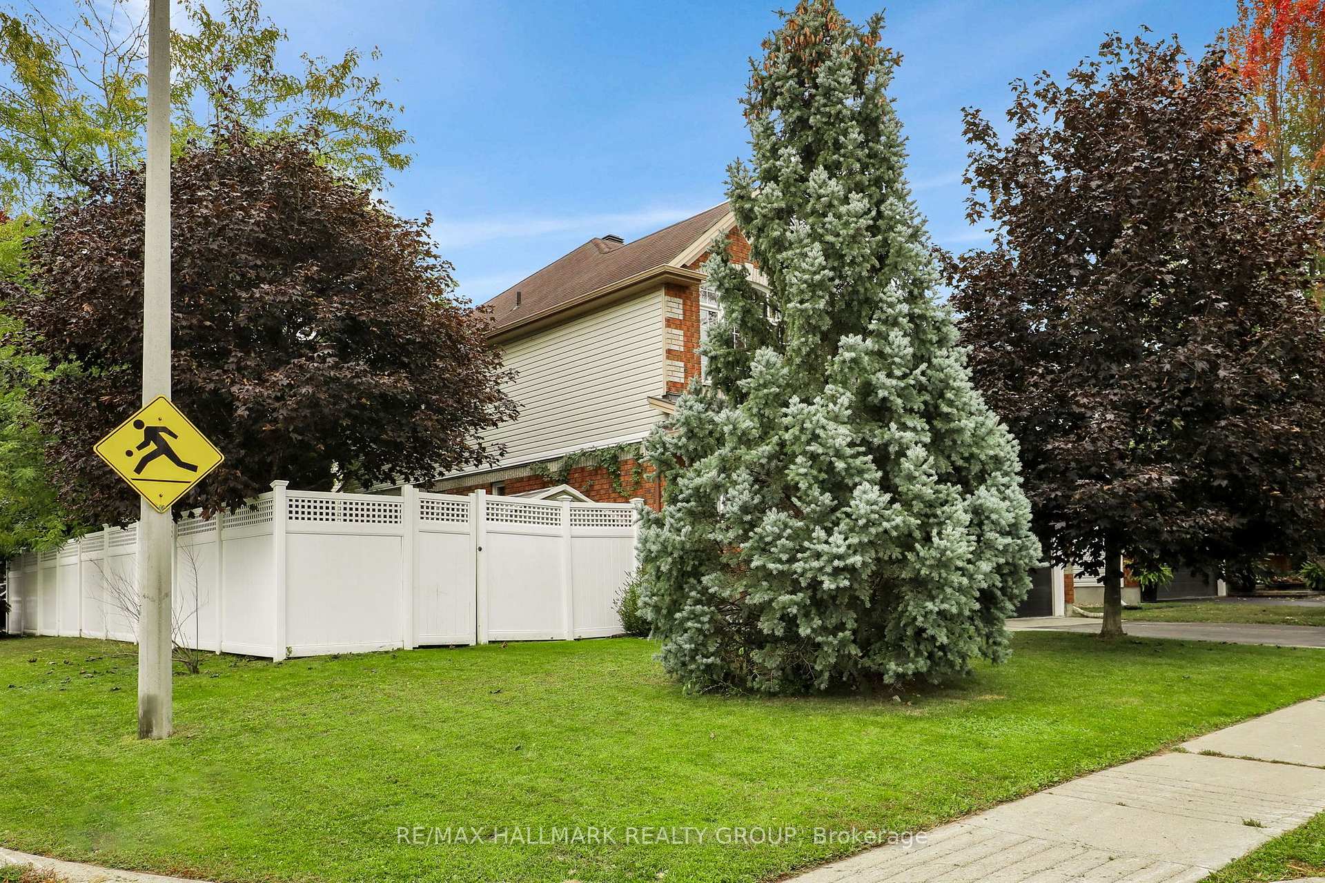 Photo 33 of 56 Baywood Drive, Ottawa, Stittsville (South) — HOMEH