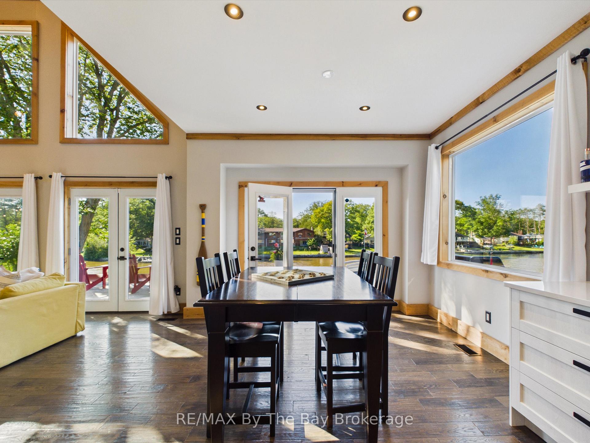 Photo 13 of 2056 River Road W, Wasaga Beach — HOMEH