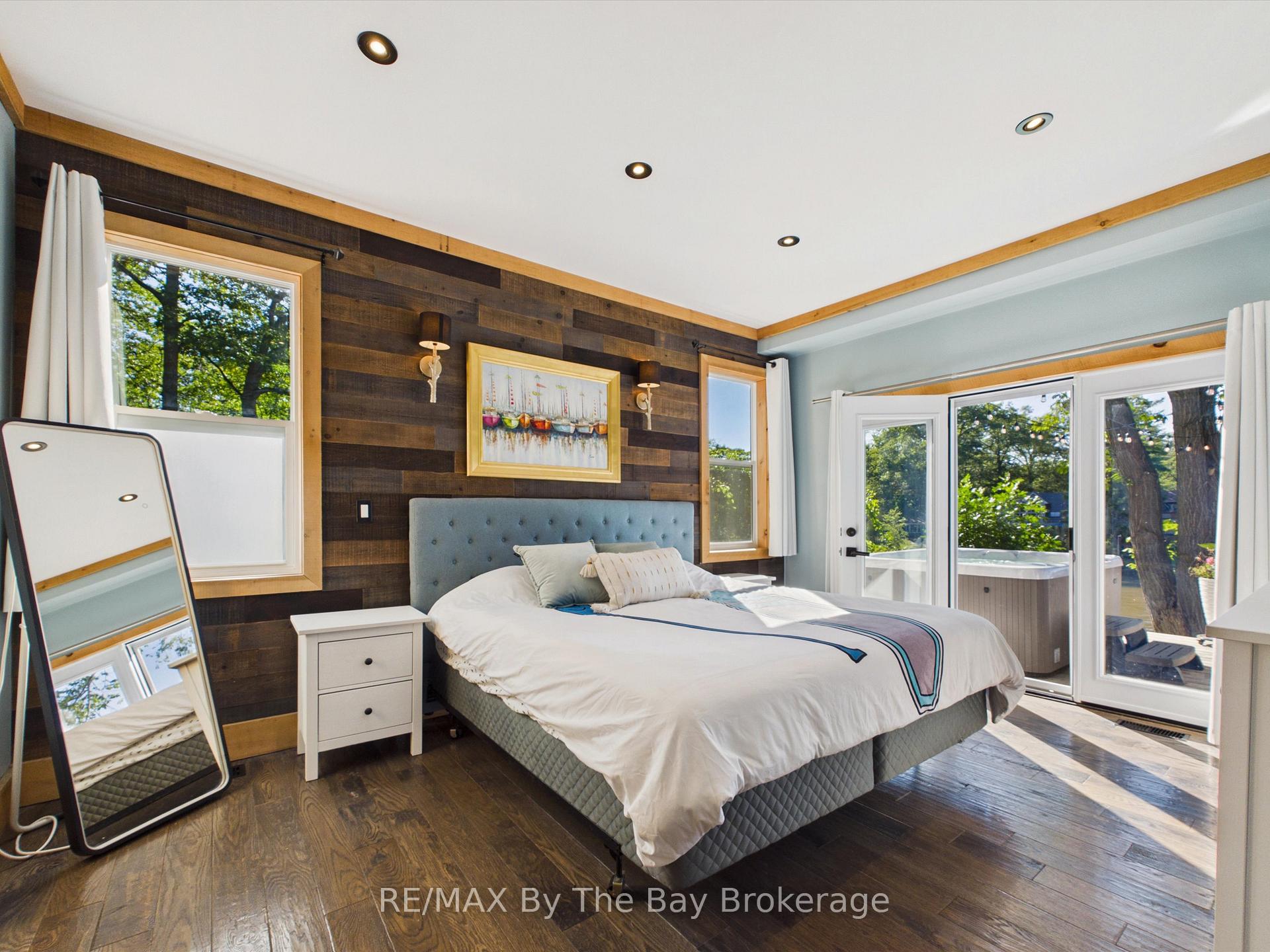 Photo 18 of 2056 River Road W, Wasaga Beach — HOMEH
