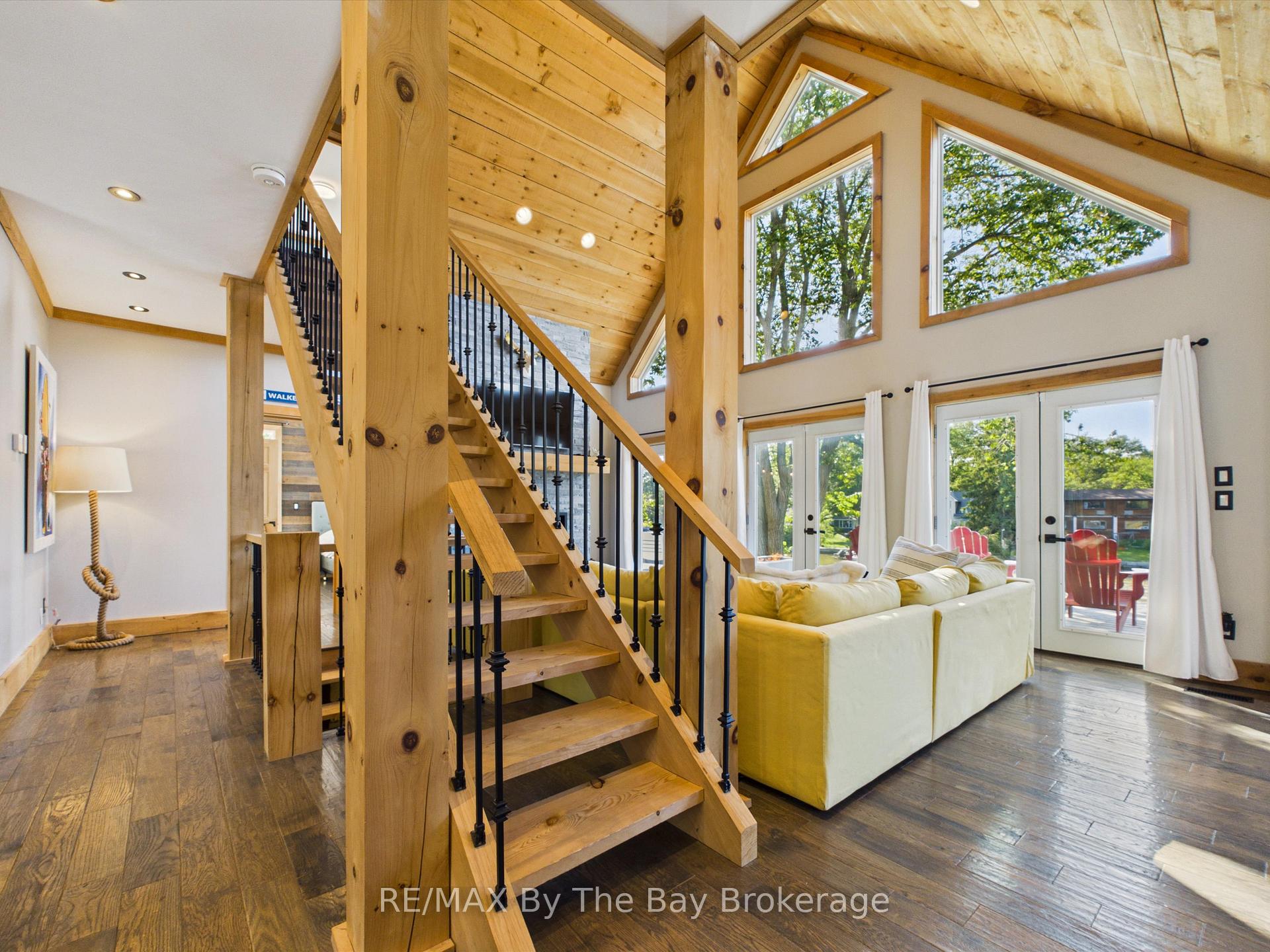 Photo 24 of 2056 River Road W, Wasaga Beach — HOMEH