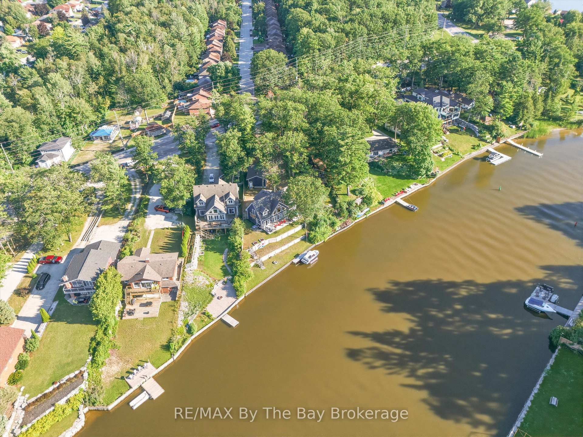 Photo 41 of 2056 River Road W, Wasaga Beach — HOMEH