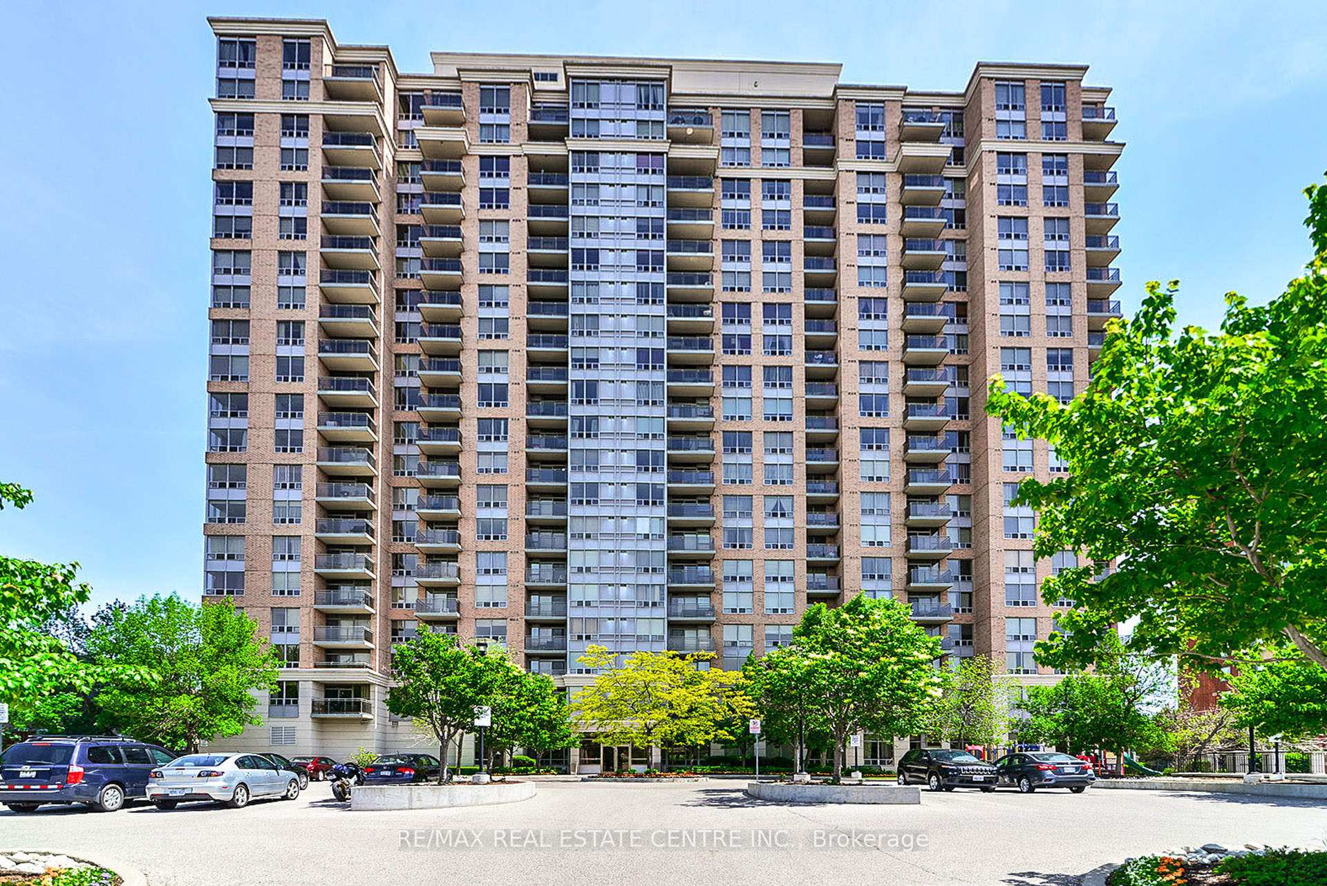 Photo 1 of Unit 1013, 55 Strathaven Drive, Mississauga, Hurontario — HOMEH