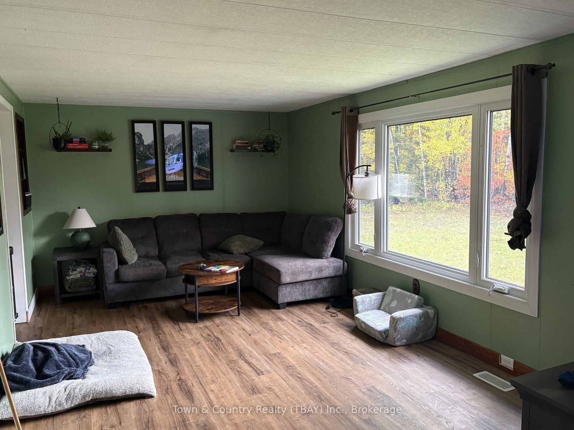 Photo 4 of 138 Road 5 S, Thunder Bay, East End — HOMEH