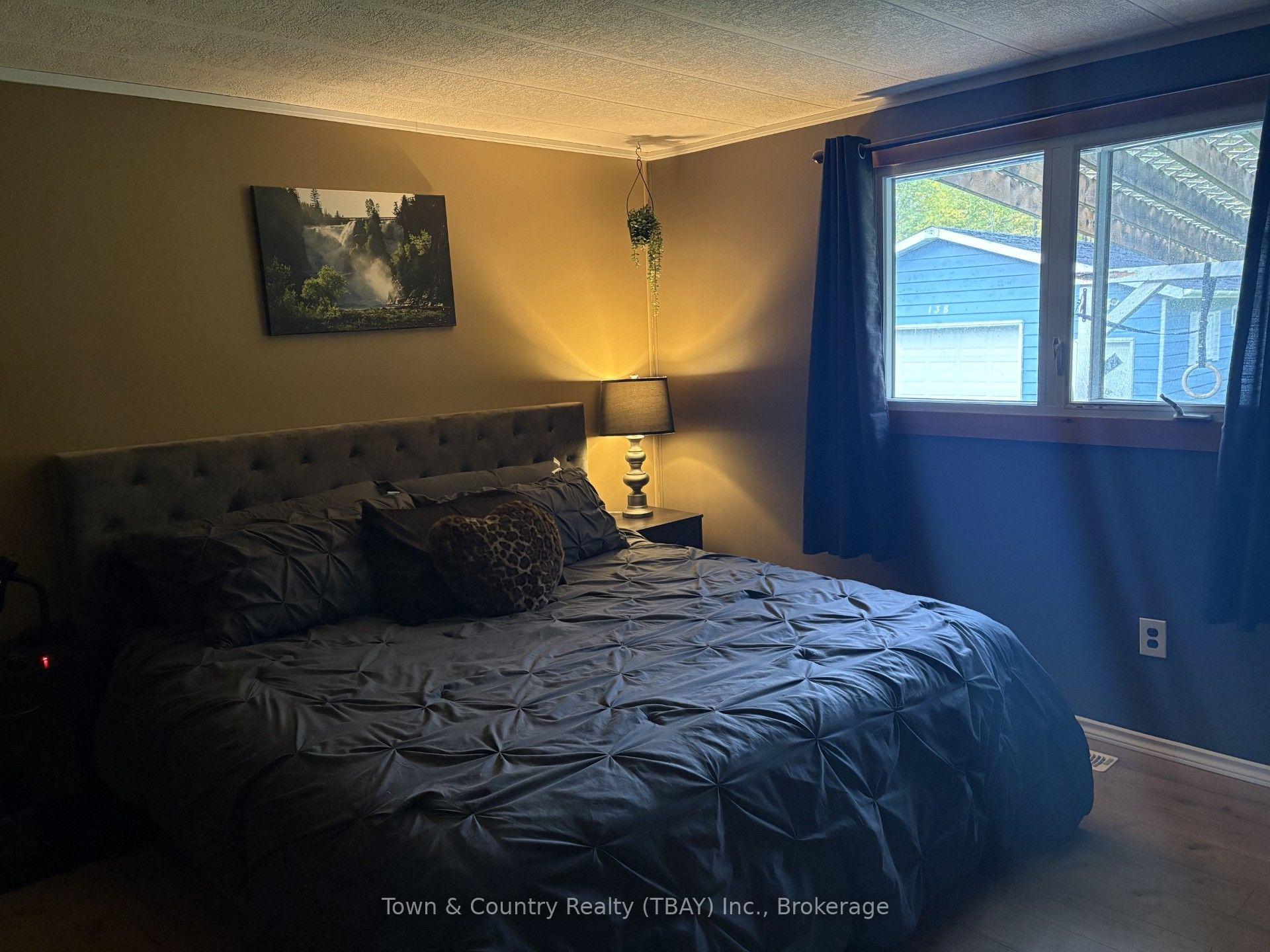 Photo 9 of 138 Road 5 S, Thunder Bay, East End — HOMEH