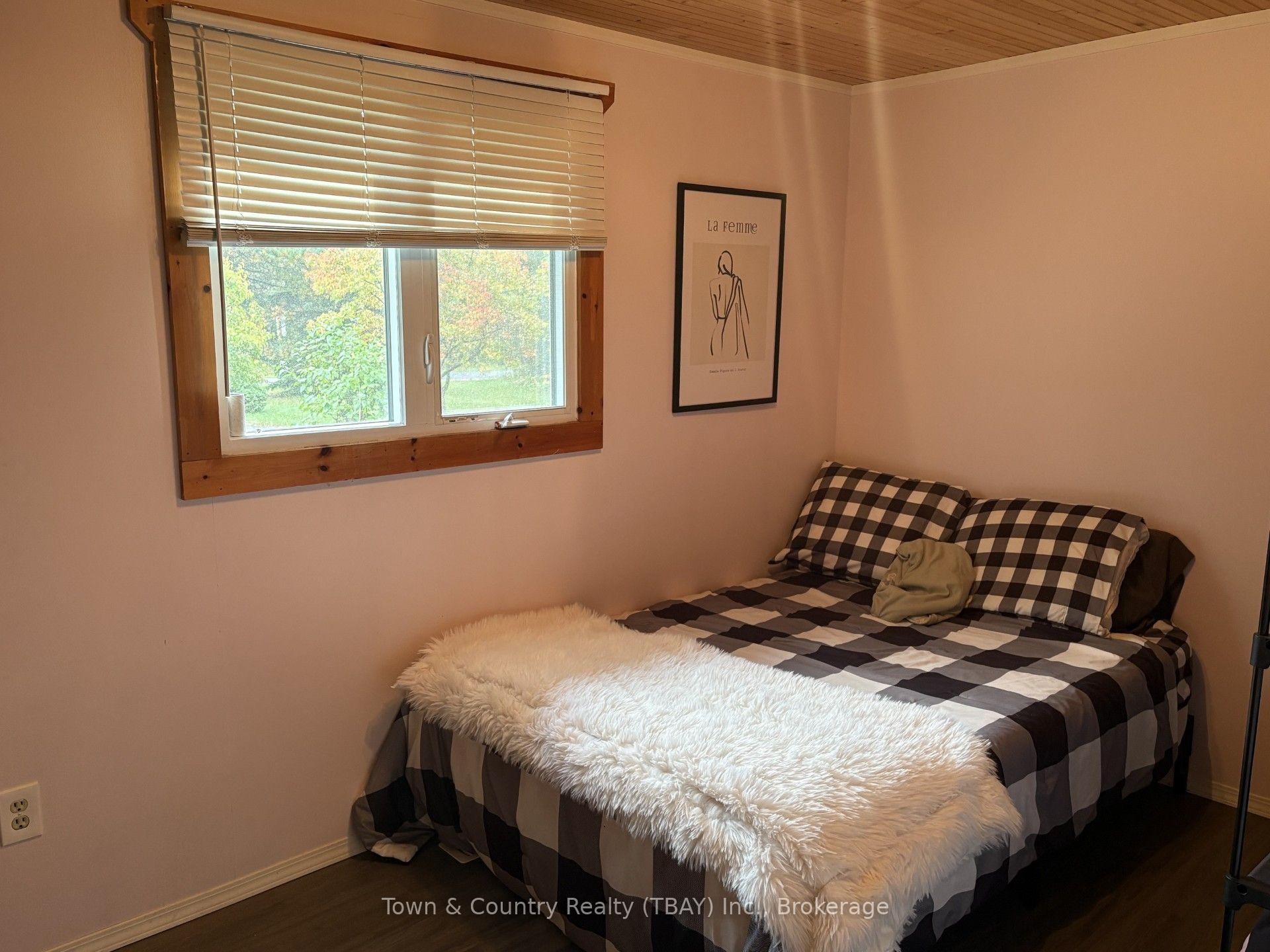Photo 11 of 138 Road 5 S, Thunder Bay, East End — HOMEH