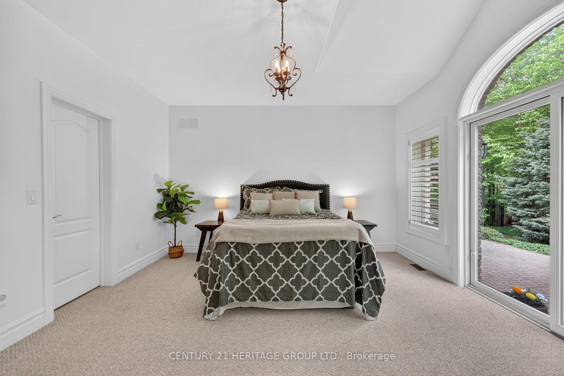 Photo 25 of 22 Lloyd Cook Drive E, Springwater, Snow Valley — HOMEH