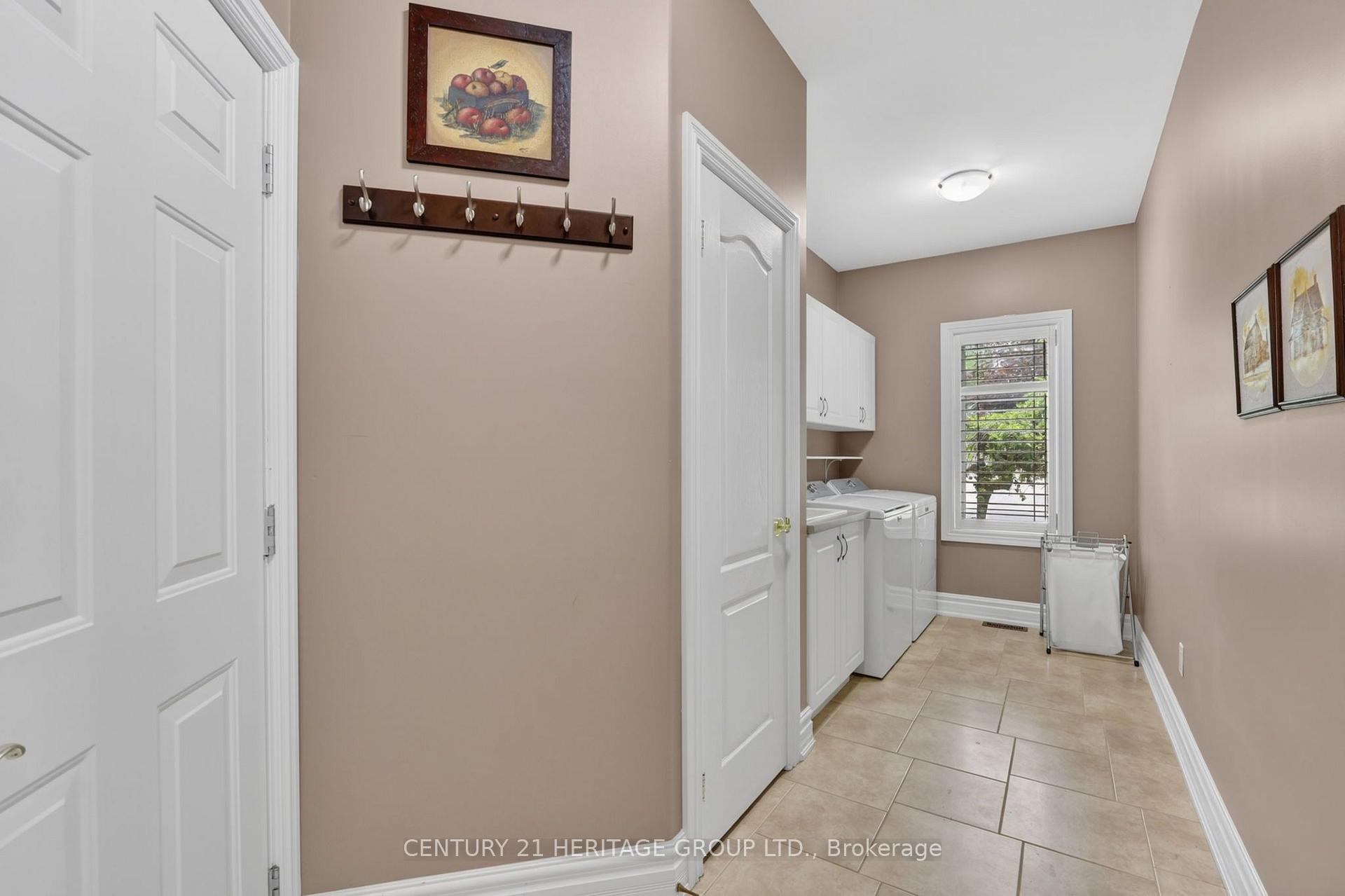 Photo 31 of 22 Lloyd Cook Drive E, Springwater, Snow Valley — HOMEH