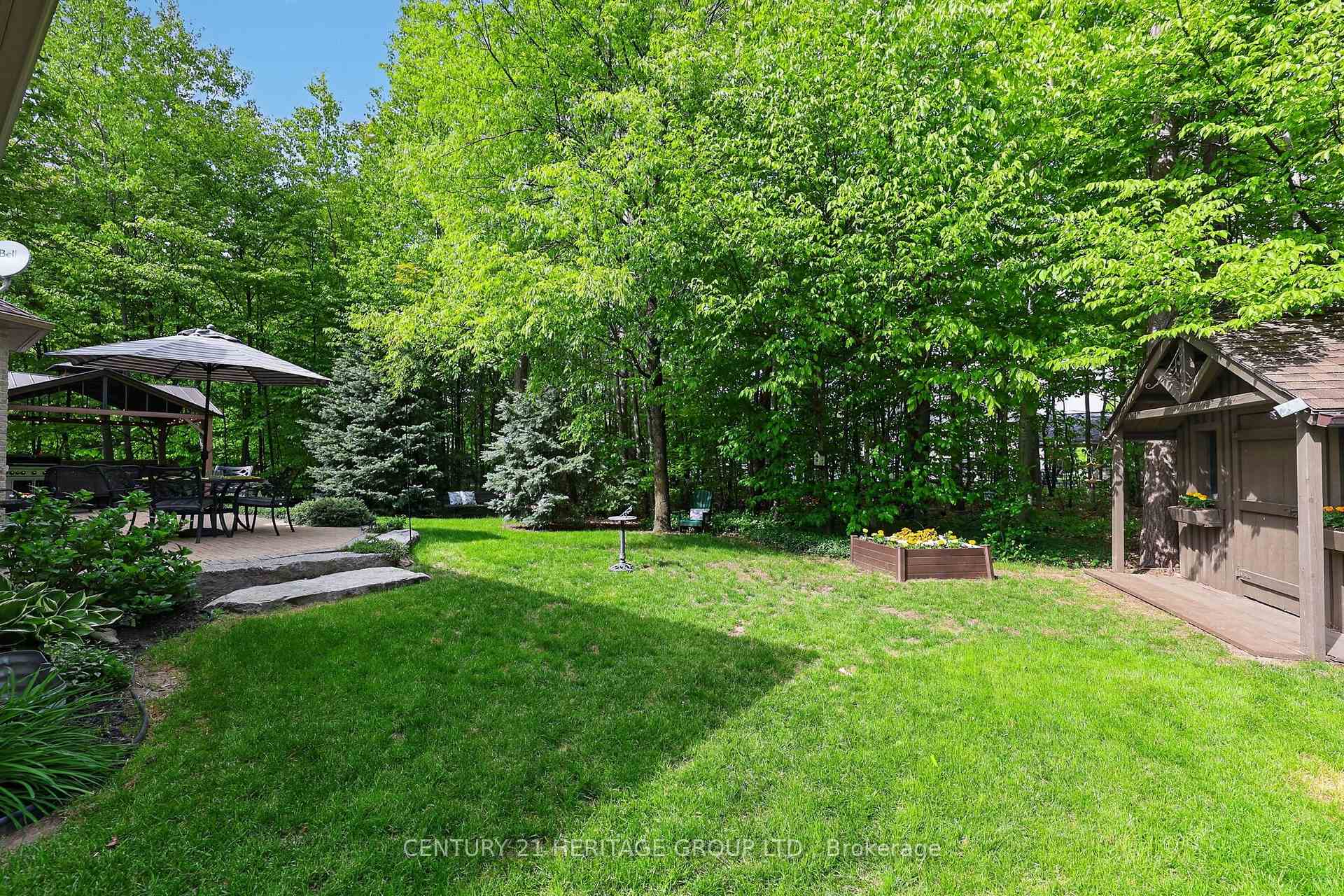 Photo 44 of 22 Lloyd Cook Drive E, Springwater, Snow Valley — HOMEH
