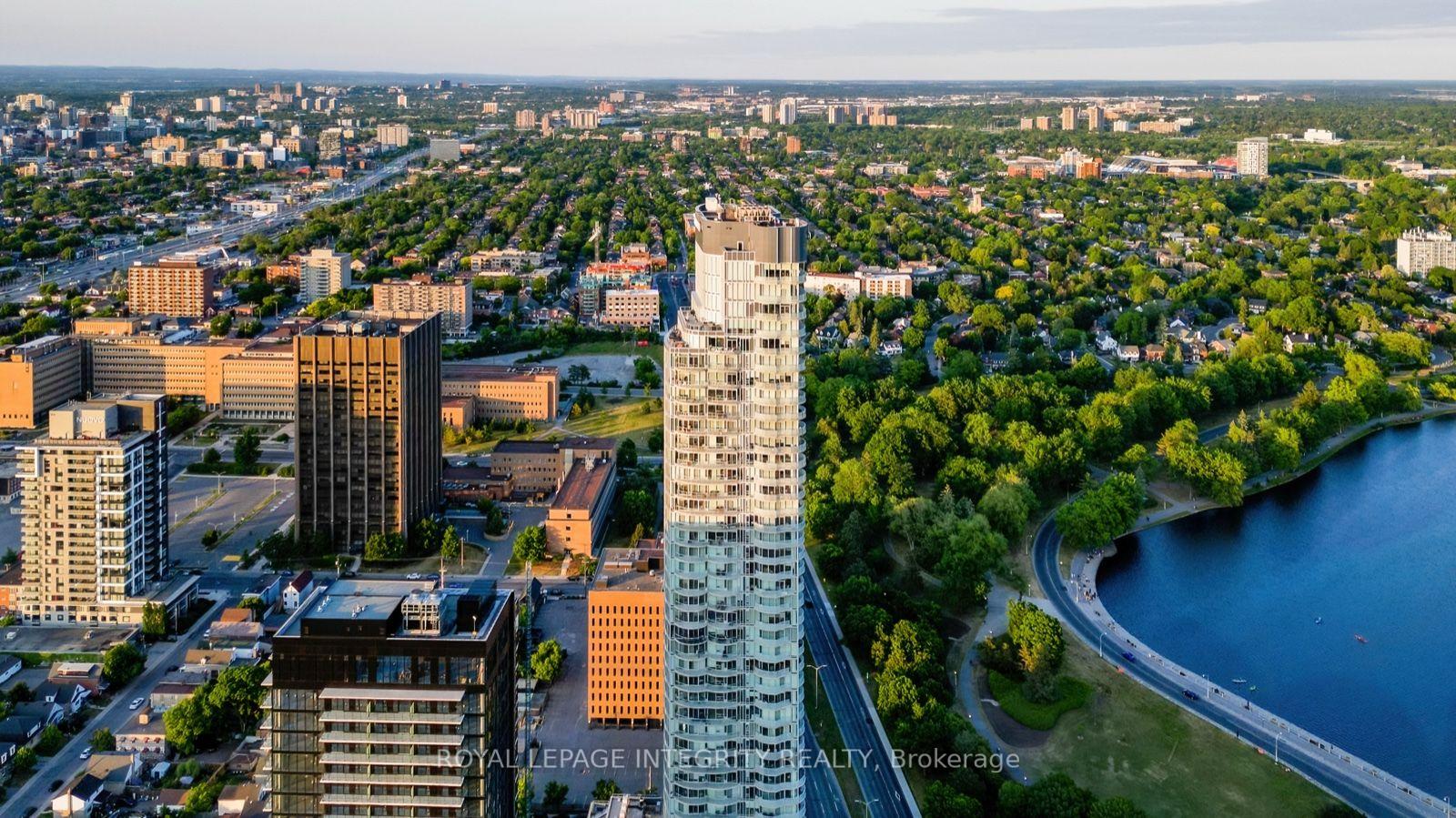 Photo 2 of Unit 703, 805 Carling Avenue, Ottawa, West Centre Town — HOMEH