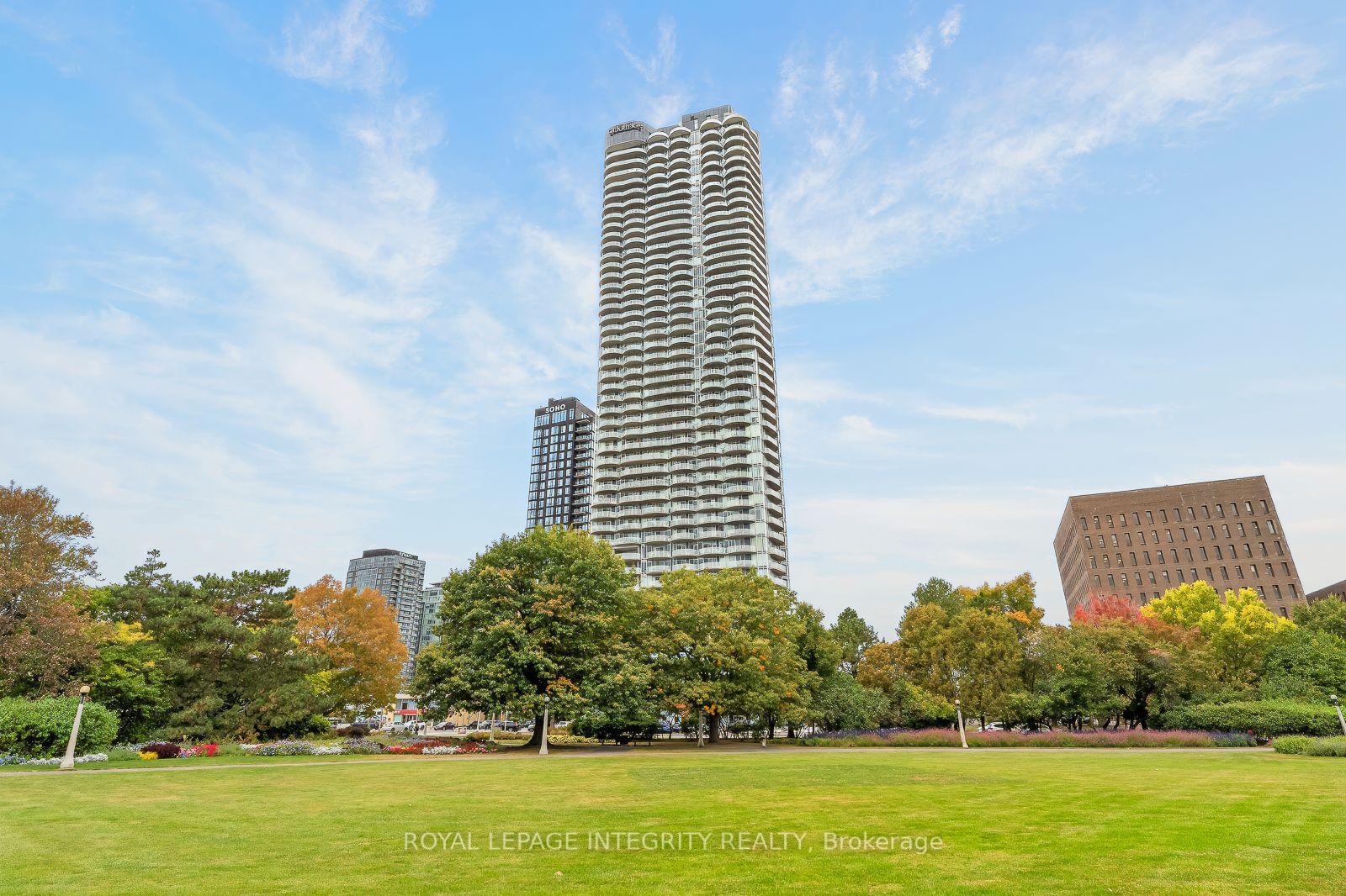 Photo 6 of Unit 703, 805 Carling Avenue, Ottawa, West Centre Town — HOMEH