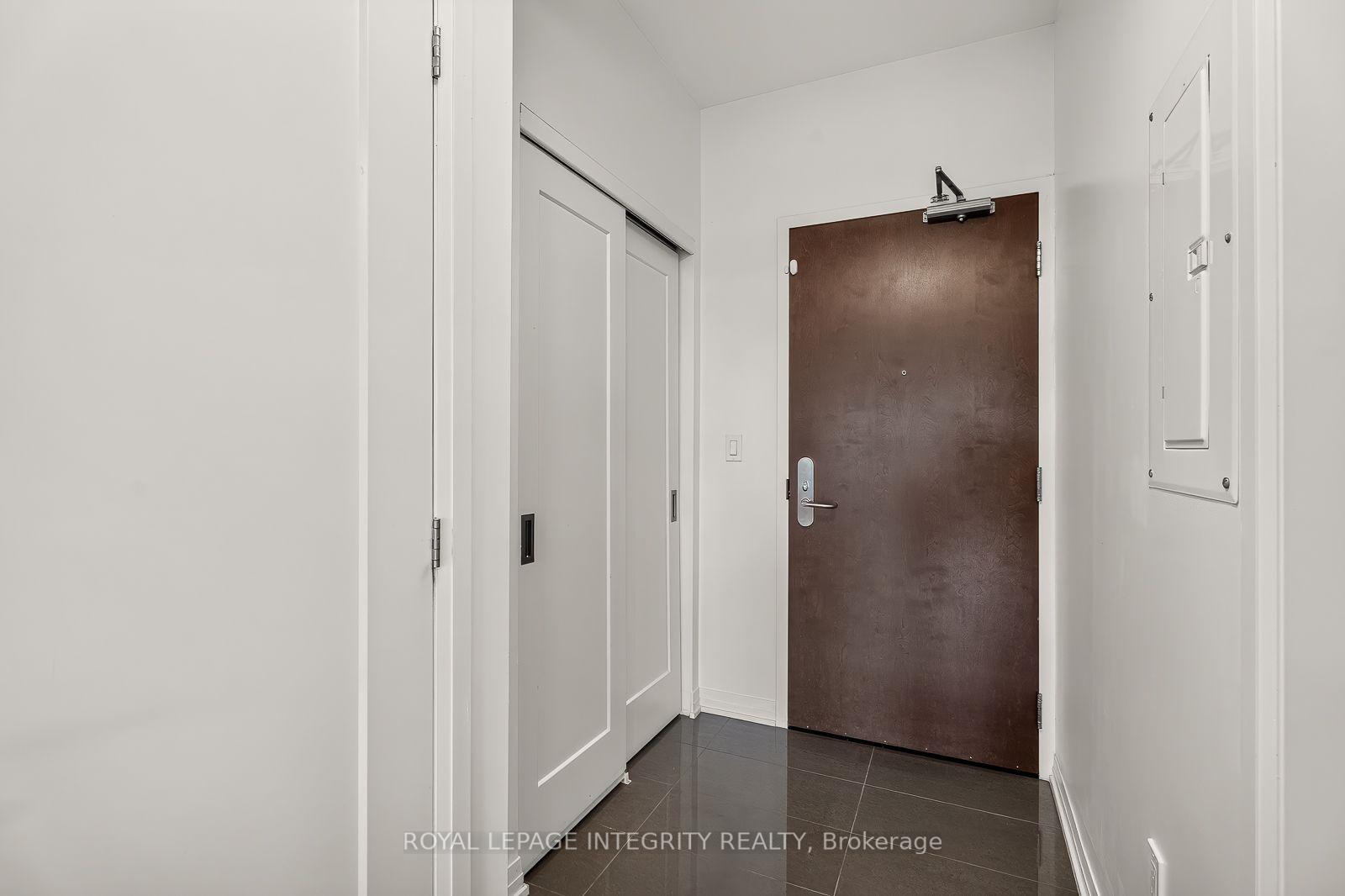 Photo 13 of Unit 703, 805 Carling Avenue, Ottawa, West Centre Town — HOMEH