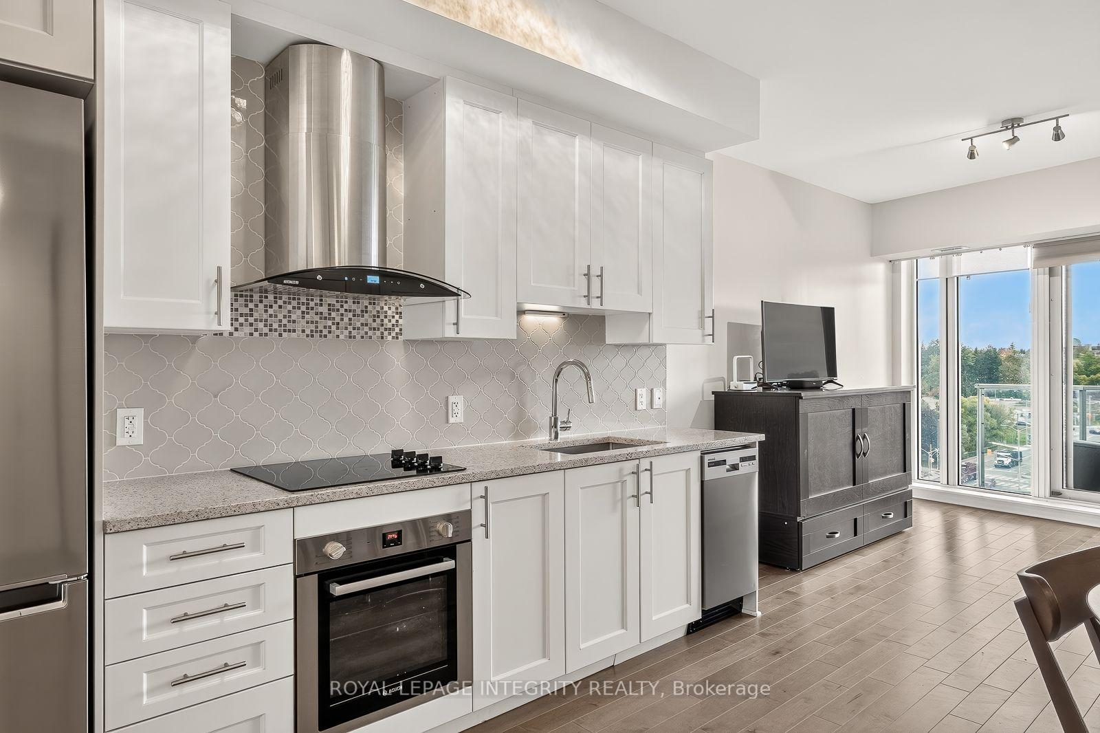 Photo 19 of Unit 703, 805 Carling Avenue, Ottawa, West Centre Town — HOMEH