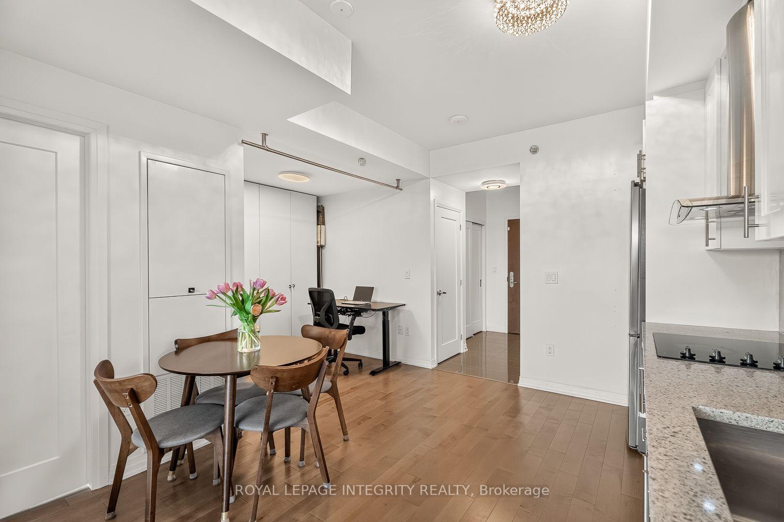 Photo 26 of Unit 703, 805 Carling Avenue, Ottawa, West Centre Town — HOMEH