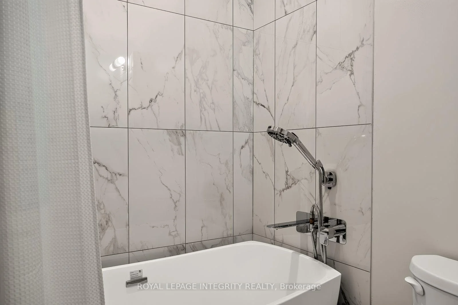 Photo 16 of Unit 703, 805 Carling Avenue, Ottawa, West Centre Town — HOMEH