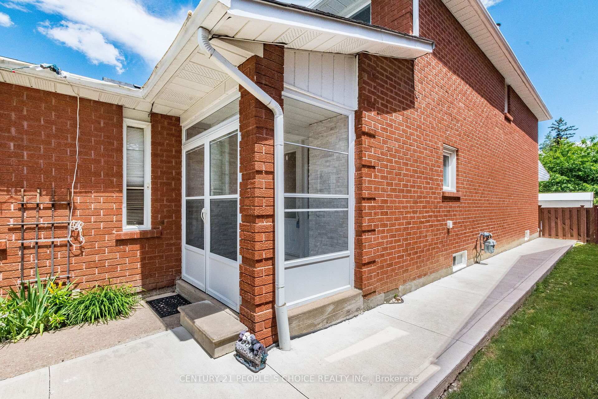 Photo 45 of 4844 Owl Circle, Mississauga, Hurontario — HOMEH