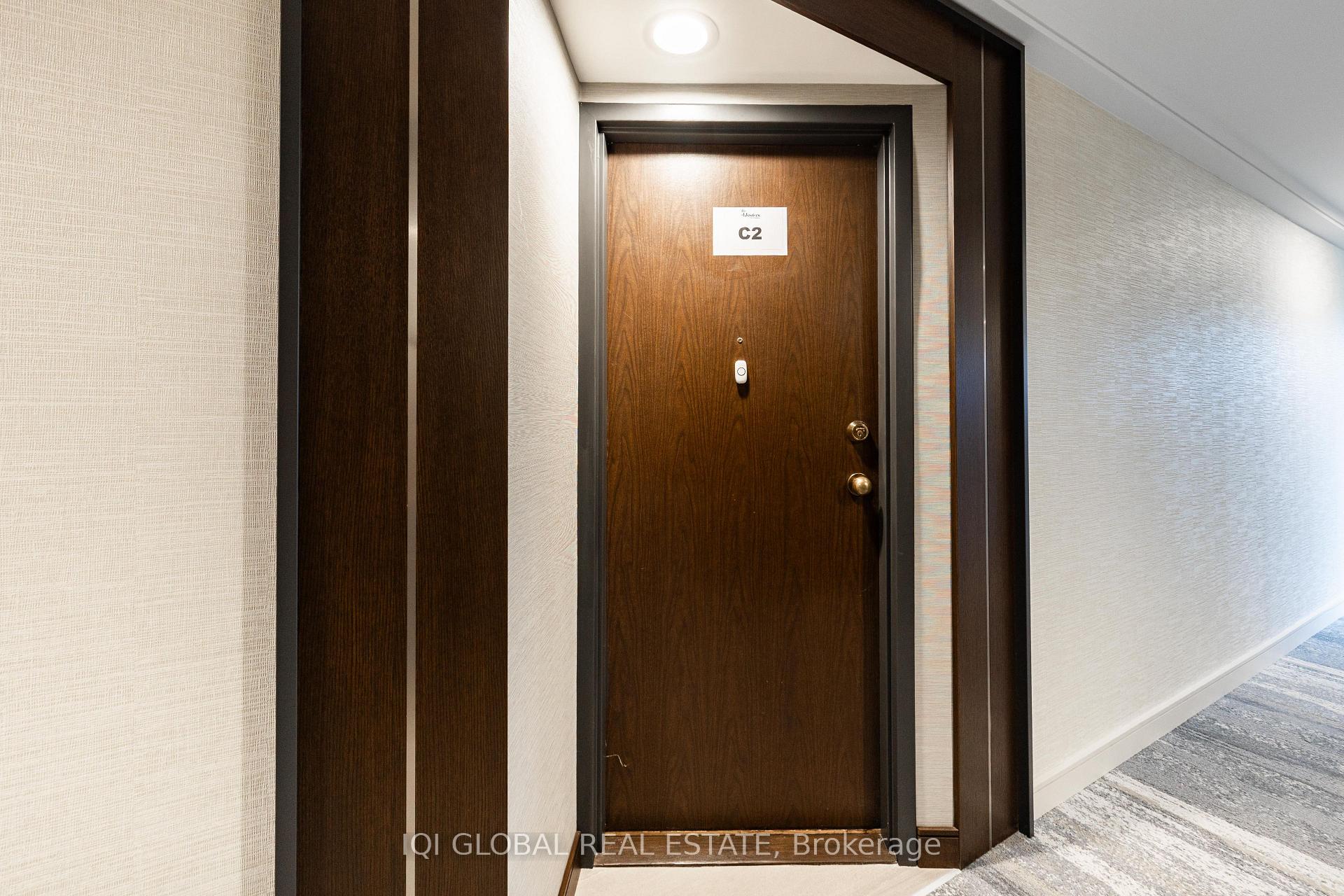 Photo 6 of Unit C2, 284 Mill Road, Etobicoke, Markland Wood — HOMEH