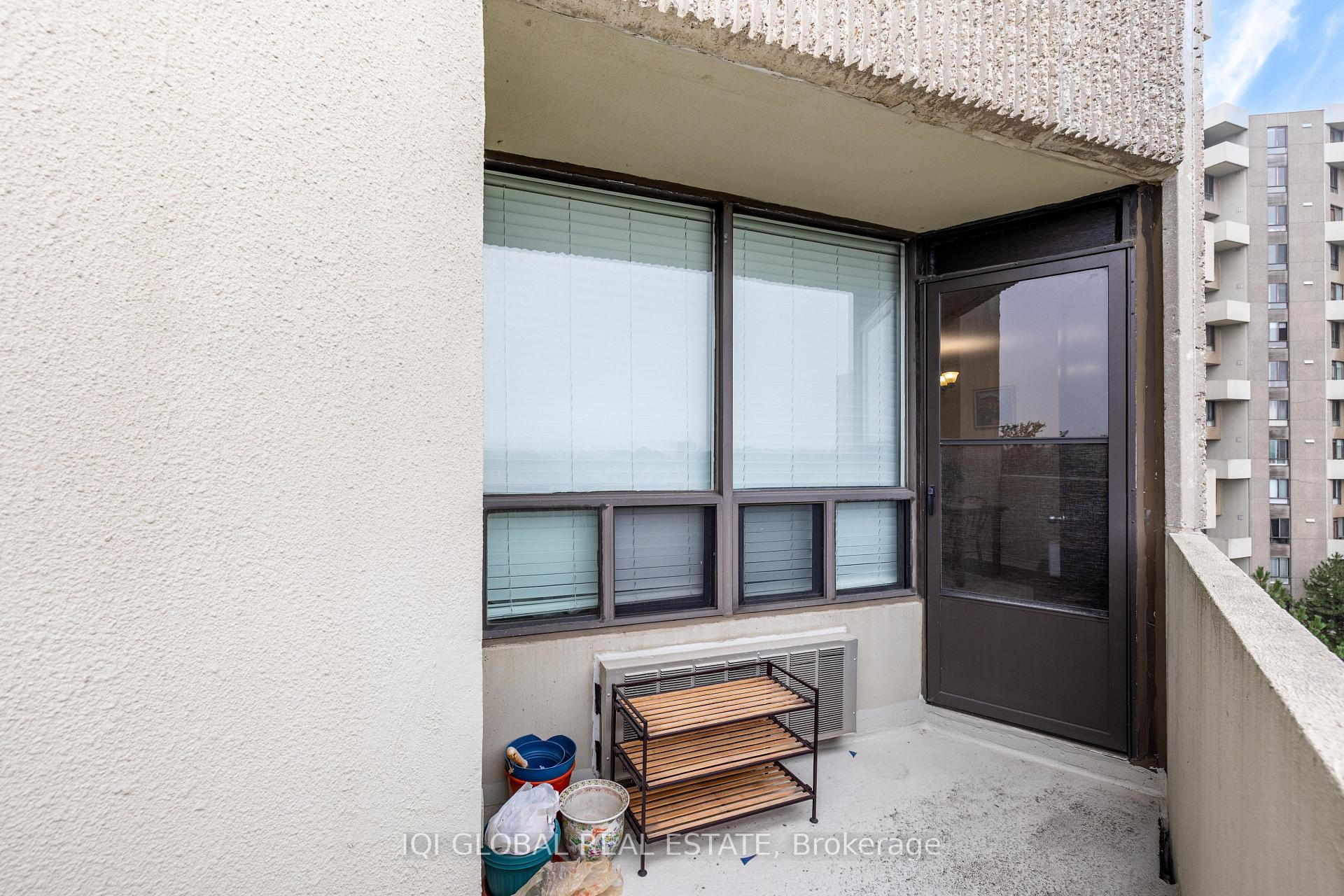 Photo 32 of Unit C2, 284 Mill Road, Etobicoke, Markland Wood — HOMEH
