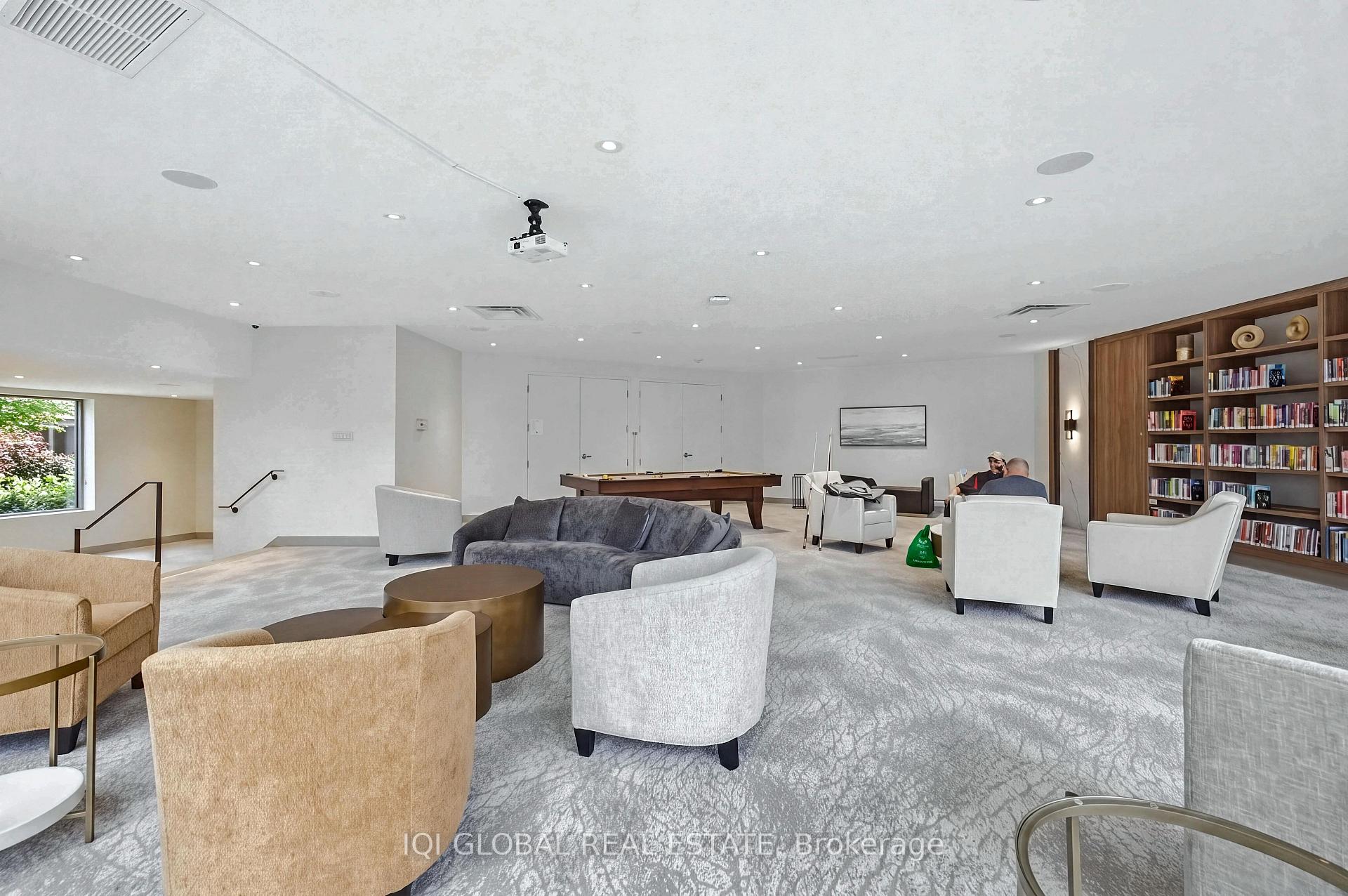 Photo 37 of Unit C2, 284 Mill Road, Etobicoke, Markland Wood — HOMEH