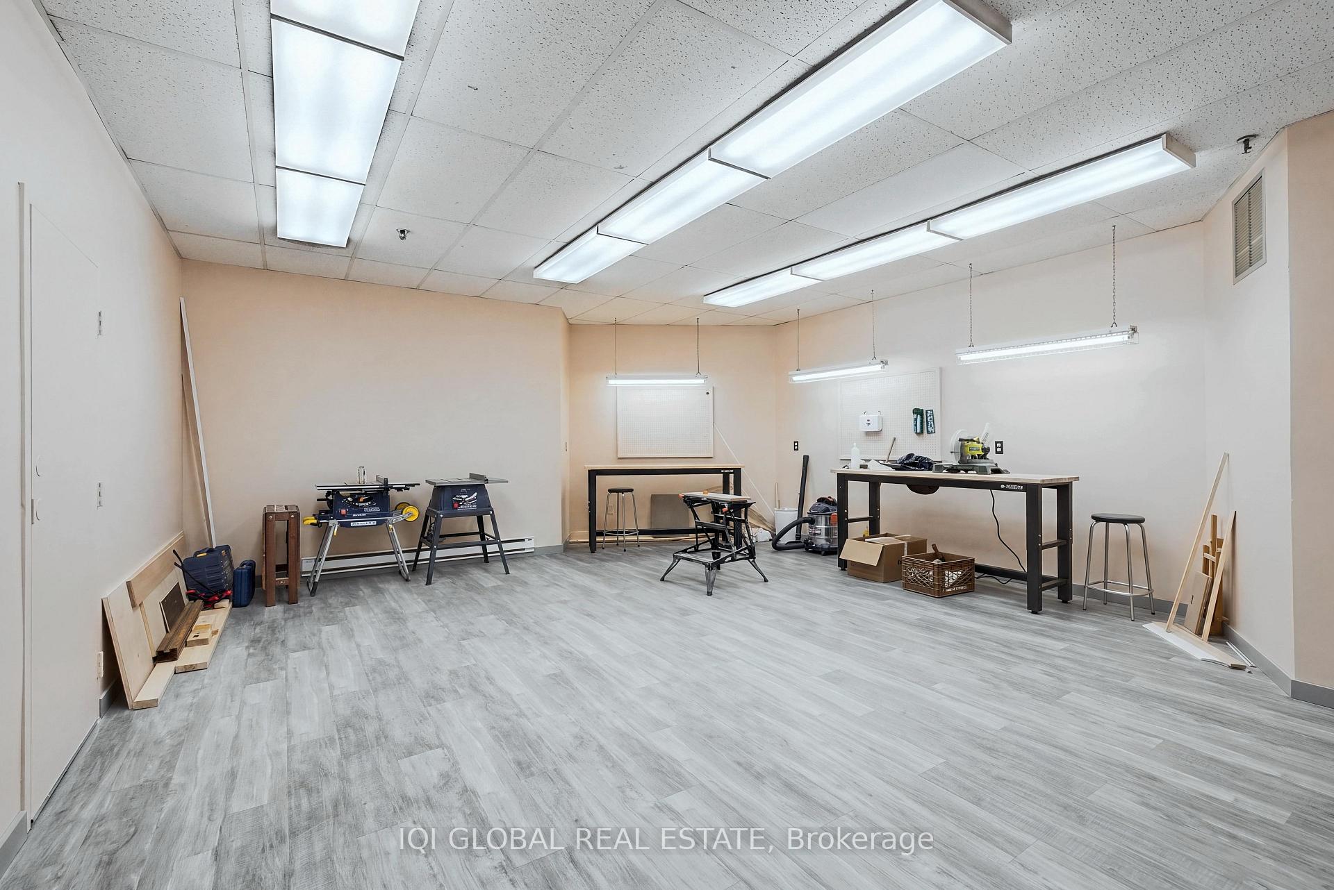 Photo 43 of Unit C2, 284 Mill Road, Etobicoke, Markland Wood — HOMEH