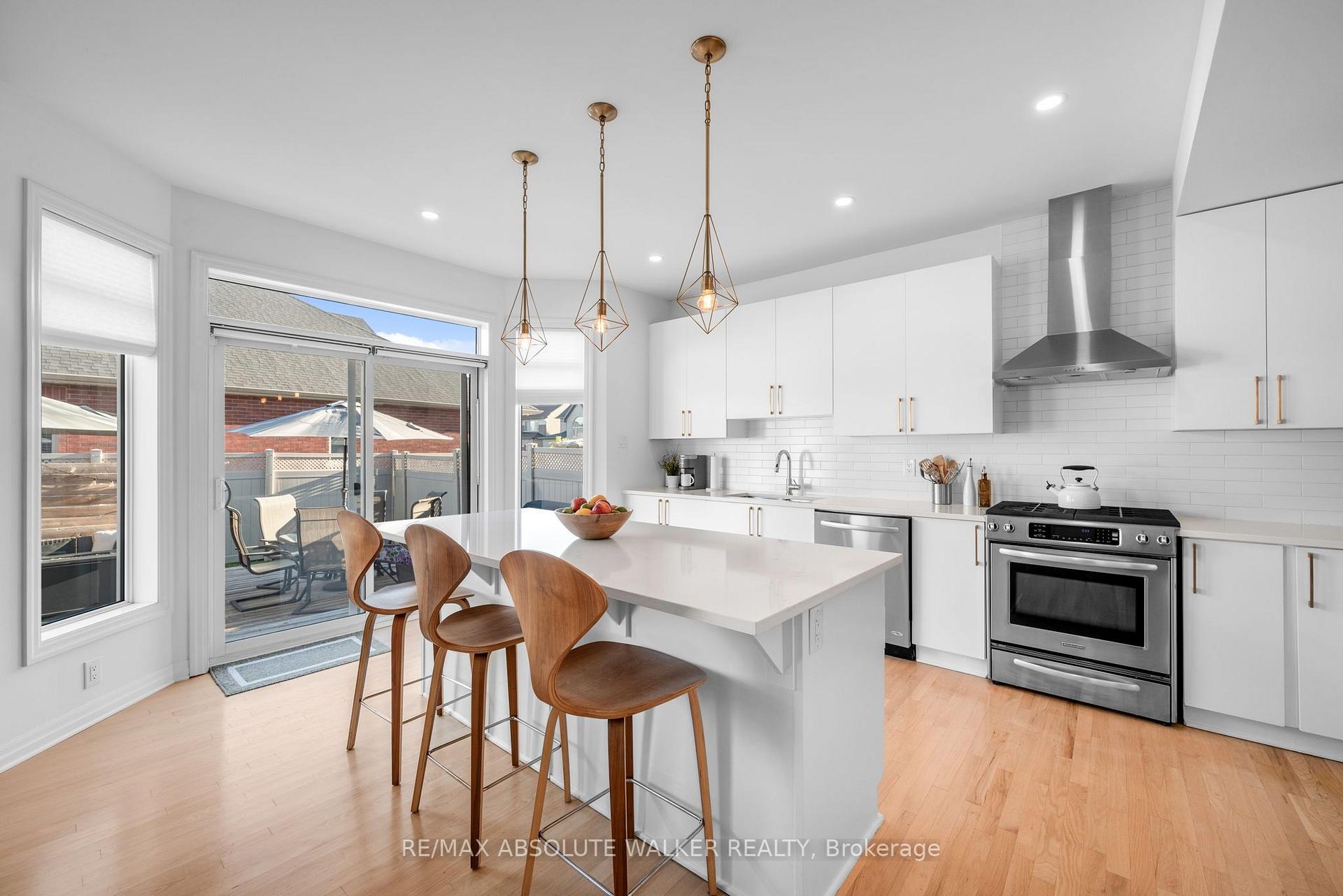 Photo 17 of 561 Summerhill Street, Ottawa, Riverside South/Gloucester Glen — HOMEH