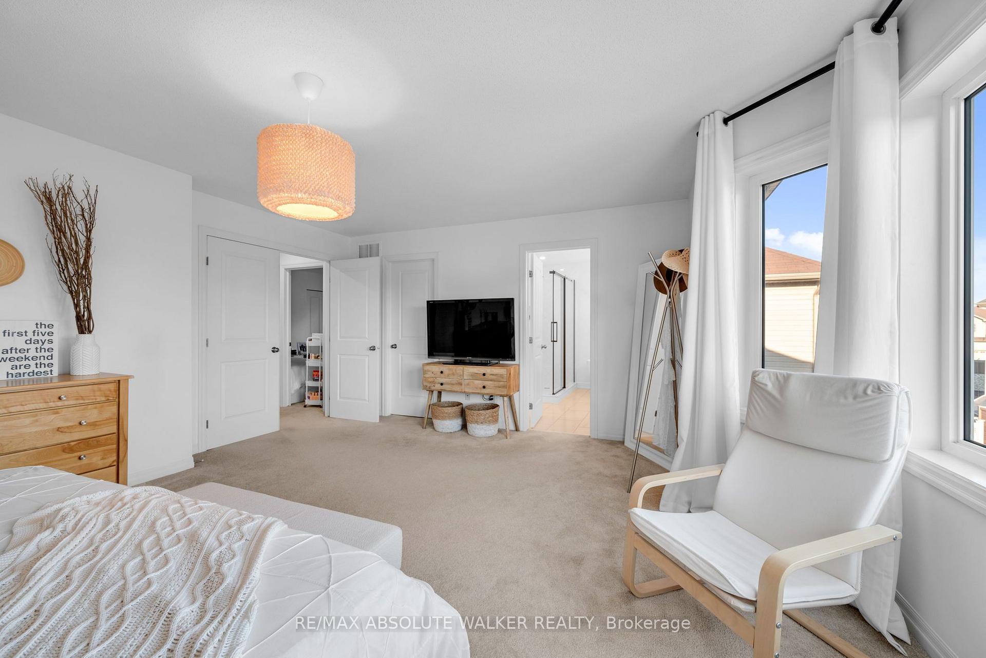 Photo 36 of 561 Summerhill Street, Ottawa, Riverside South/Gloucester Glen — HOMEH