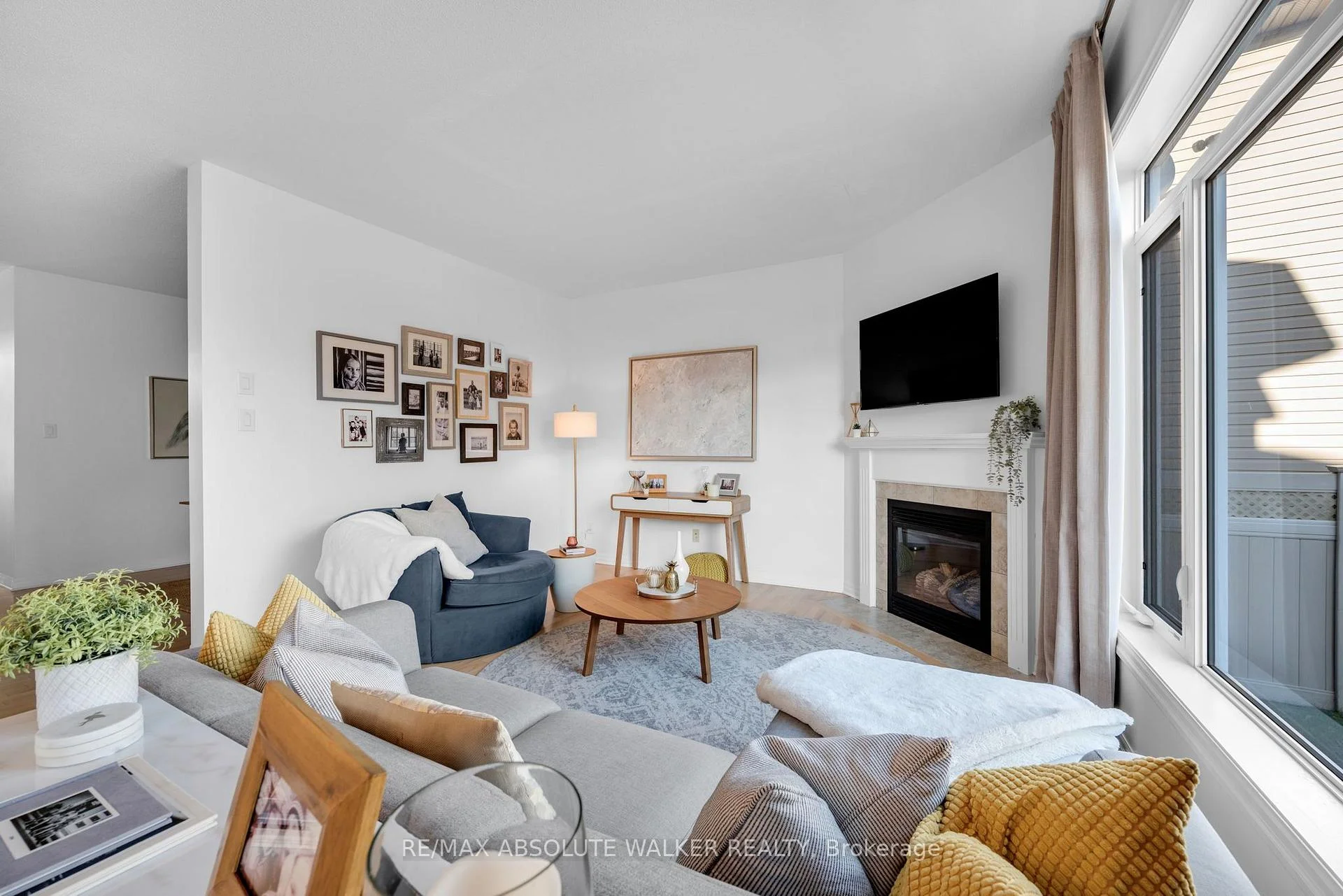 Photo 14 of 561 Summerhill Street, Ottawa, Riverside South/Gloucester Glen — HOMEH