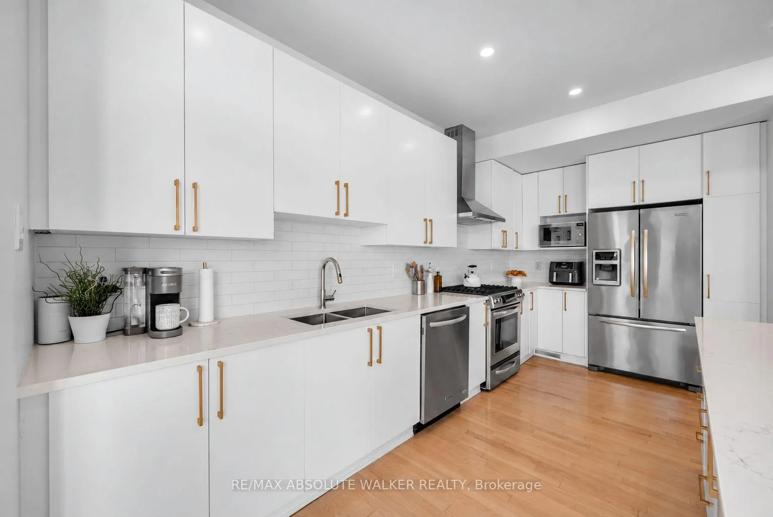 Photo 20 of 561 Summerhill Street, Ottawa, Riverside South/Gloucester Glen — HOMEH