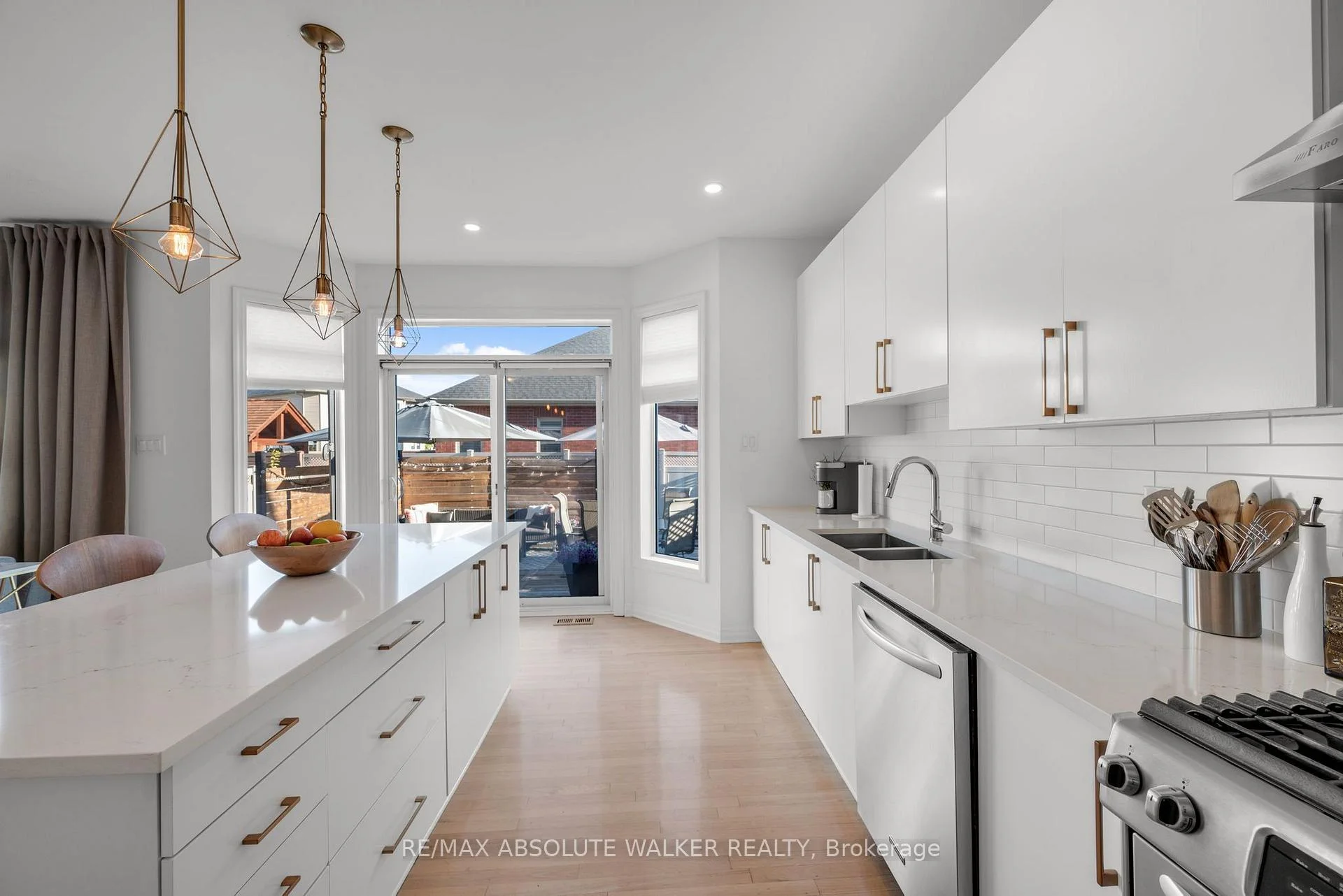 Photo 25 of 561 Summerhill Street, Ottawa, Riverside South/Gloucester Glen — HOMEH