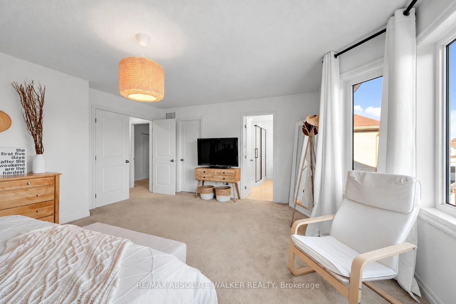 Photo 37 of 561 Summerhill Street, Ottawa, Riverside South/Gloucester Glen — HOMEH