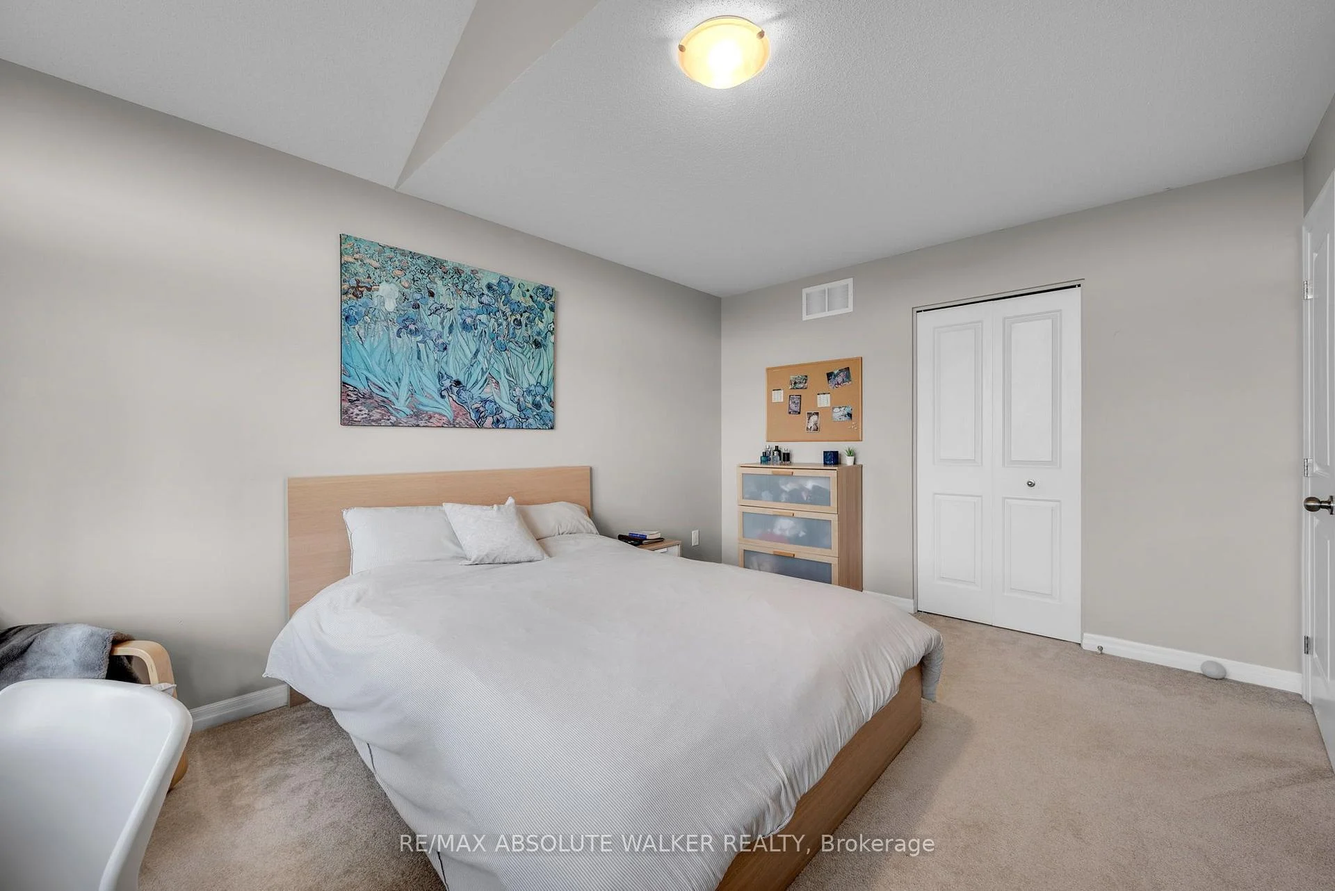 Photo 45 of 561 Summerhill Street, Ottawa, Riverside South/Gloucester Glen — HOMEH