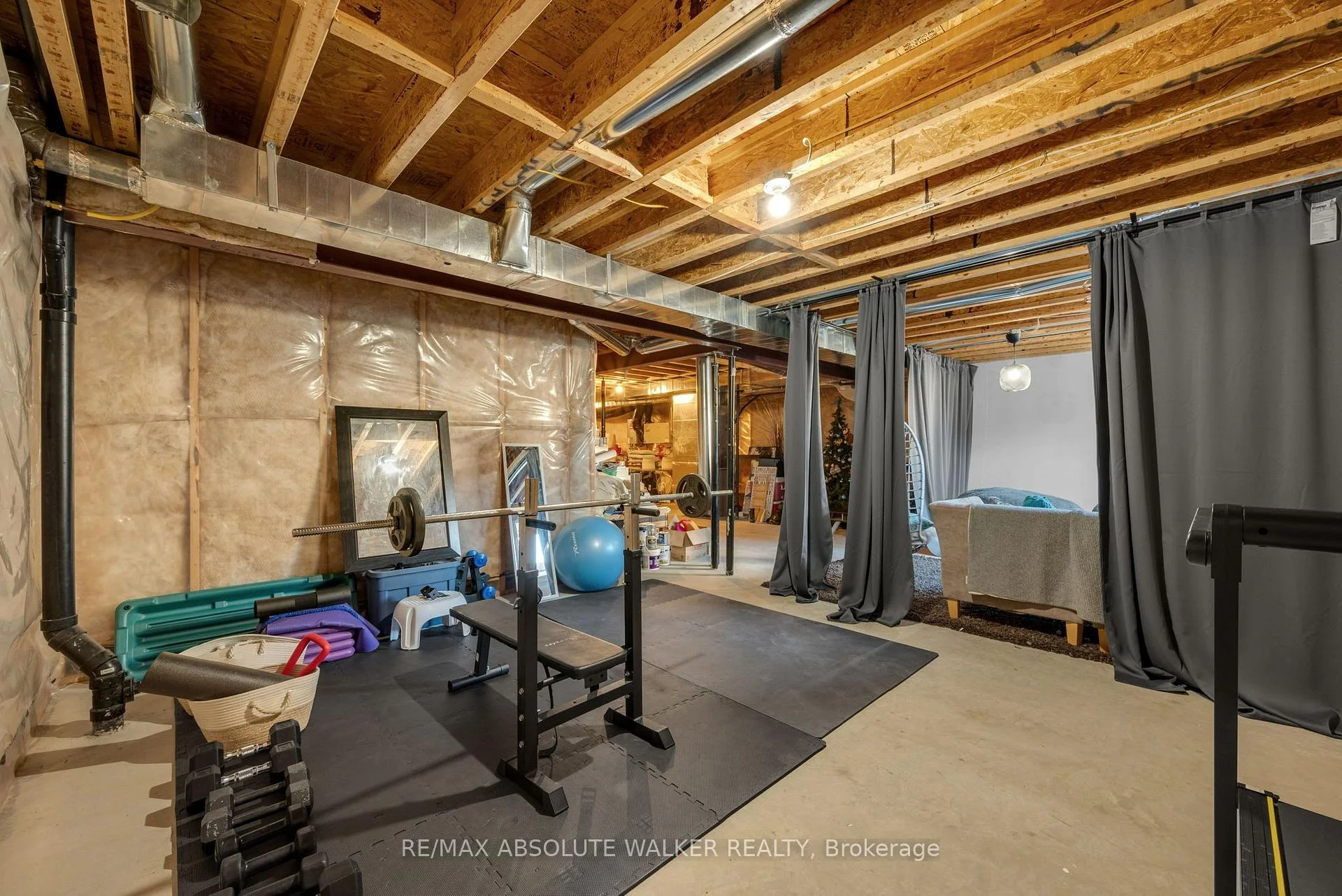 Photo 61 of 561 Summerhill Street, Ottawa, Riverside South/Gloucester Glen — HOMEH