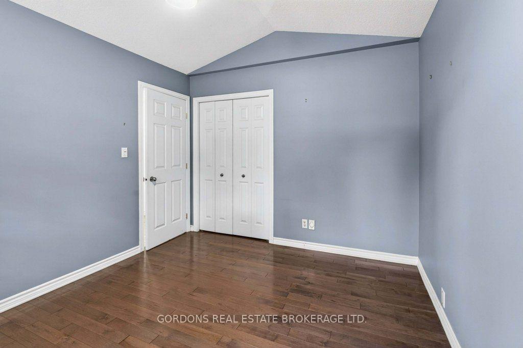 Photo 12 of 633 Melrose Street, Kingston, East Gardiners Rd — HOMEH
