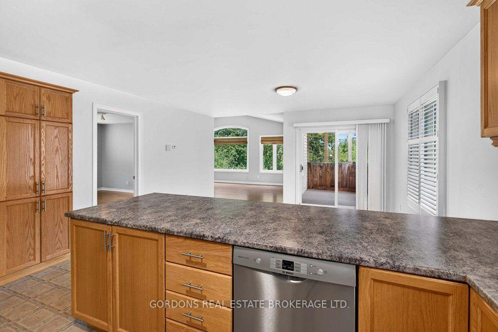 Photo 19 of 633 Melrose Street, Kingston, East Gardiners Rd — HOMEH