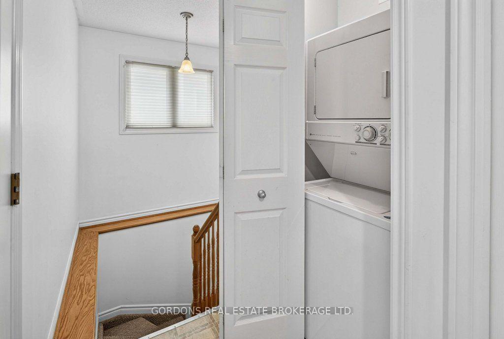 Photo 37 of 633 Melrose Street, Kingston, East Gardiners Rd — HOMEH