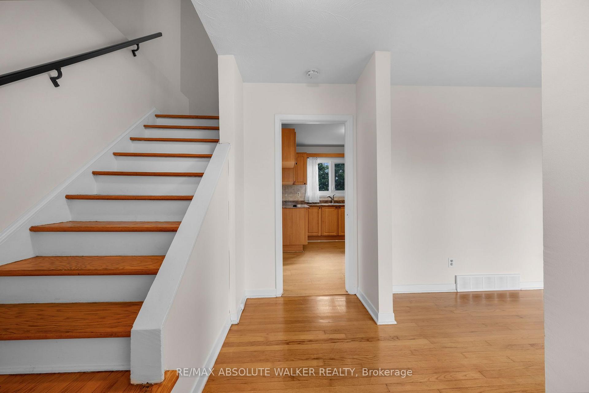 Photo 11 of 331 Britannia Road, Ottawa, Britannia — HOMEH