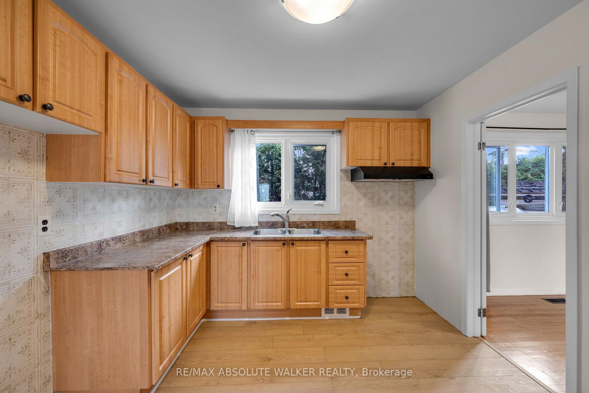 Photo 12 of 331 Britannia Road, Ottawa, Britannia — HOMEH